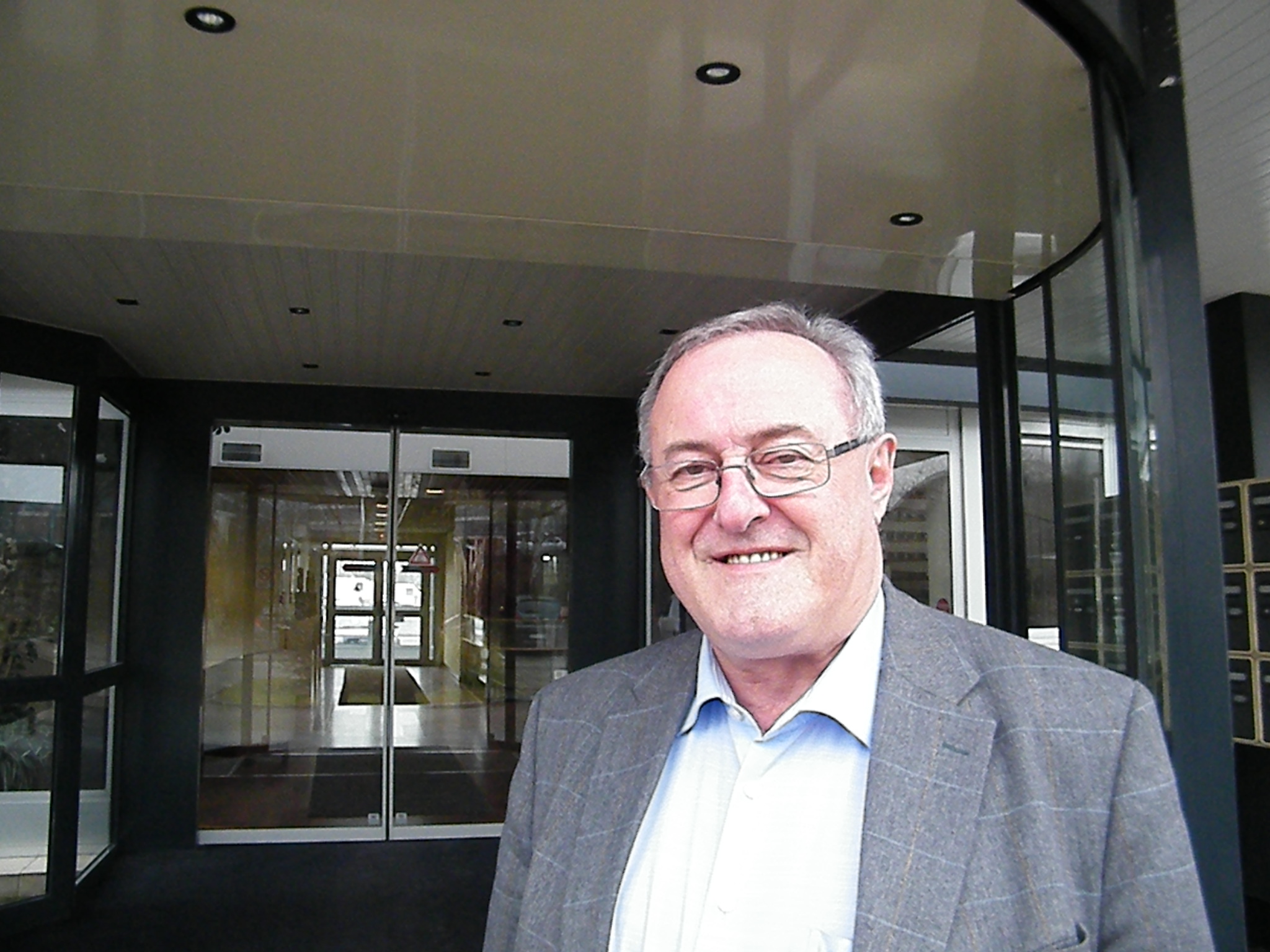 Joël Duquenoy change de monture