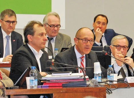 Explication de texte de la SNCF à la région