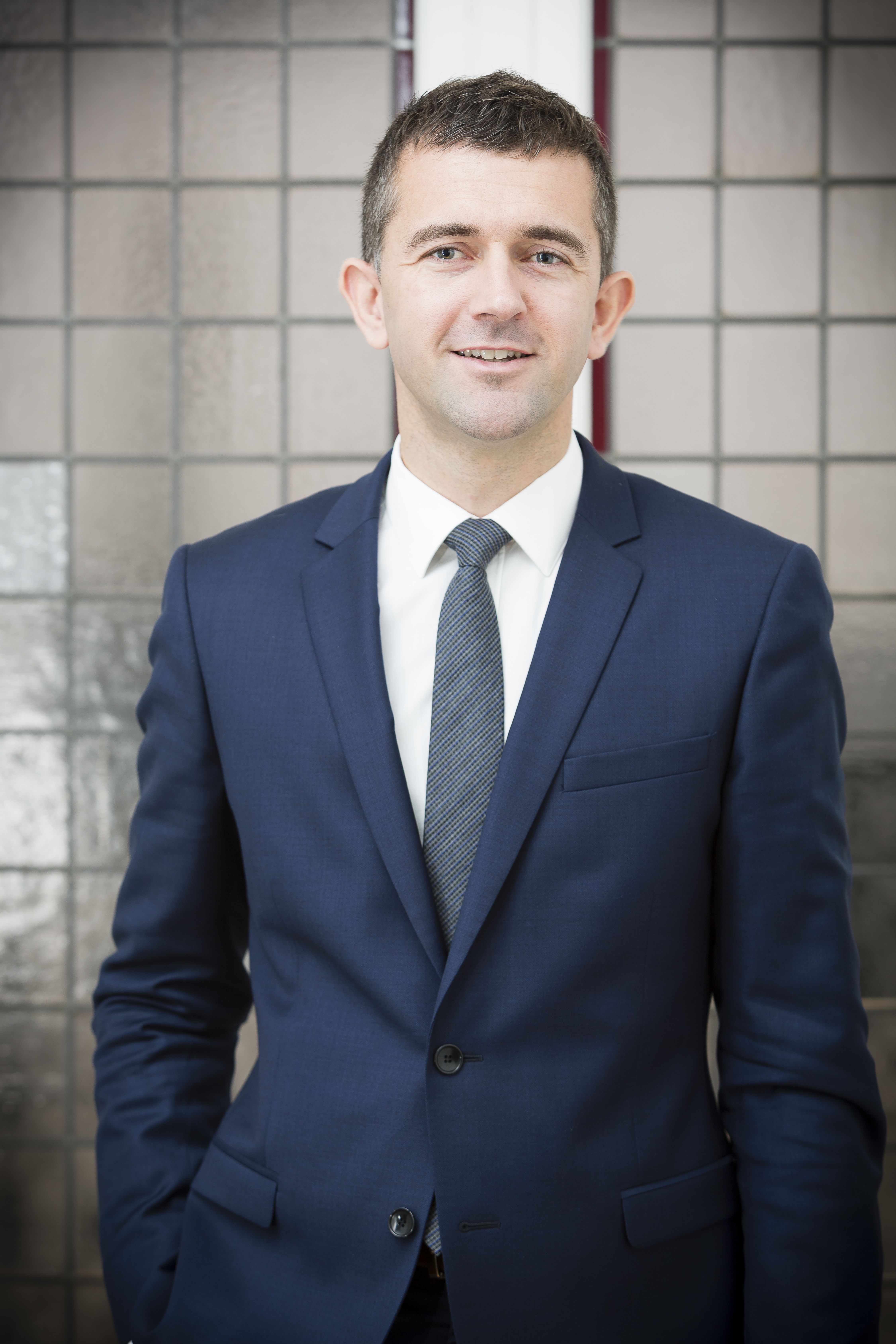 Le Comparateur d’assurances devient Merci Henri