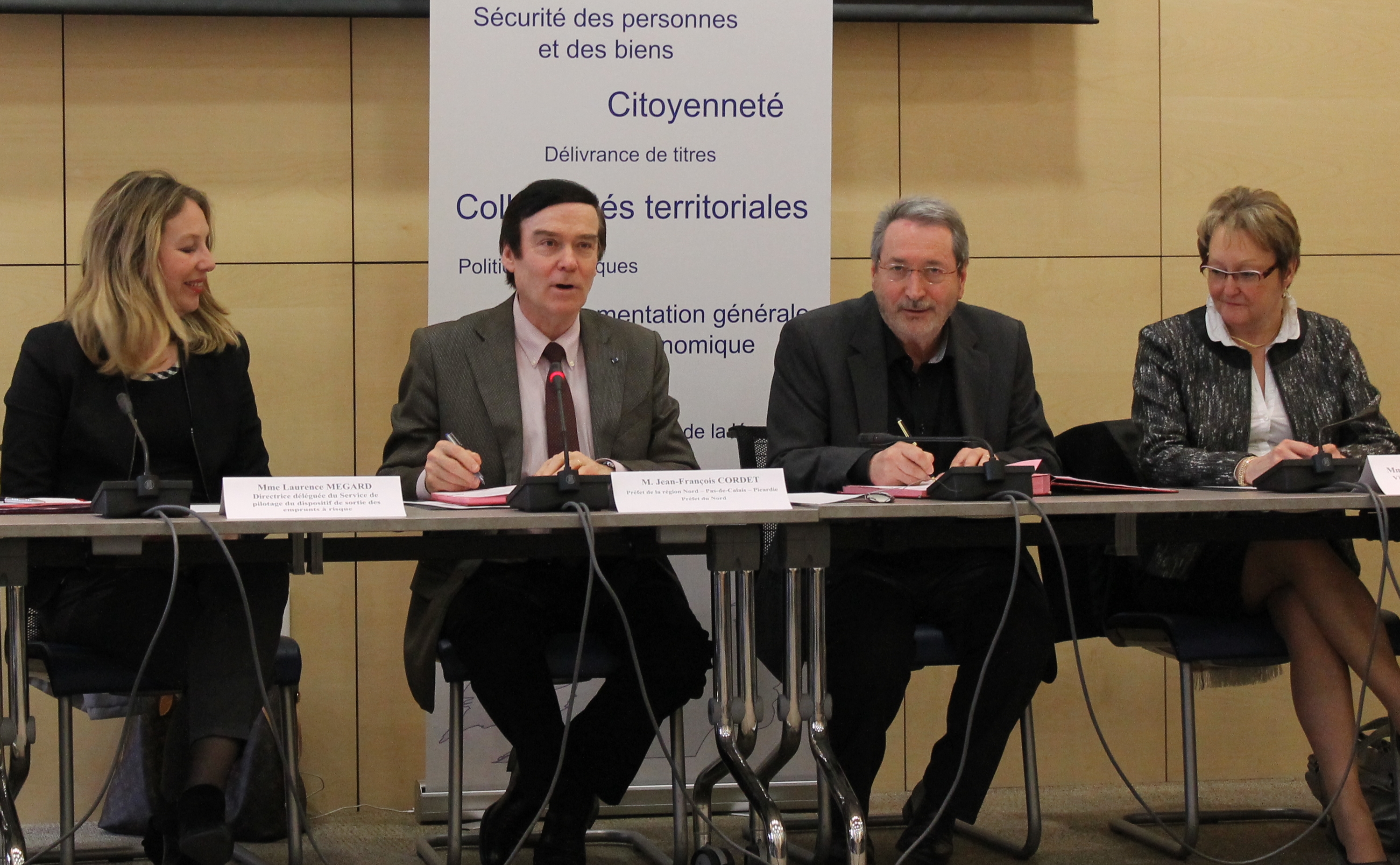 Emprunts à risque : l'aide du fonds de soutien bienvenue