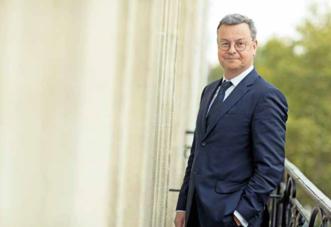 “Il n’est pas acceptable d’établir un acte de vente pour 90€ !”  