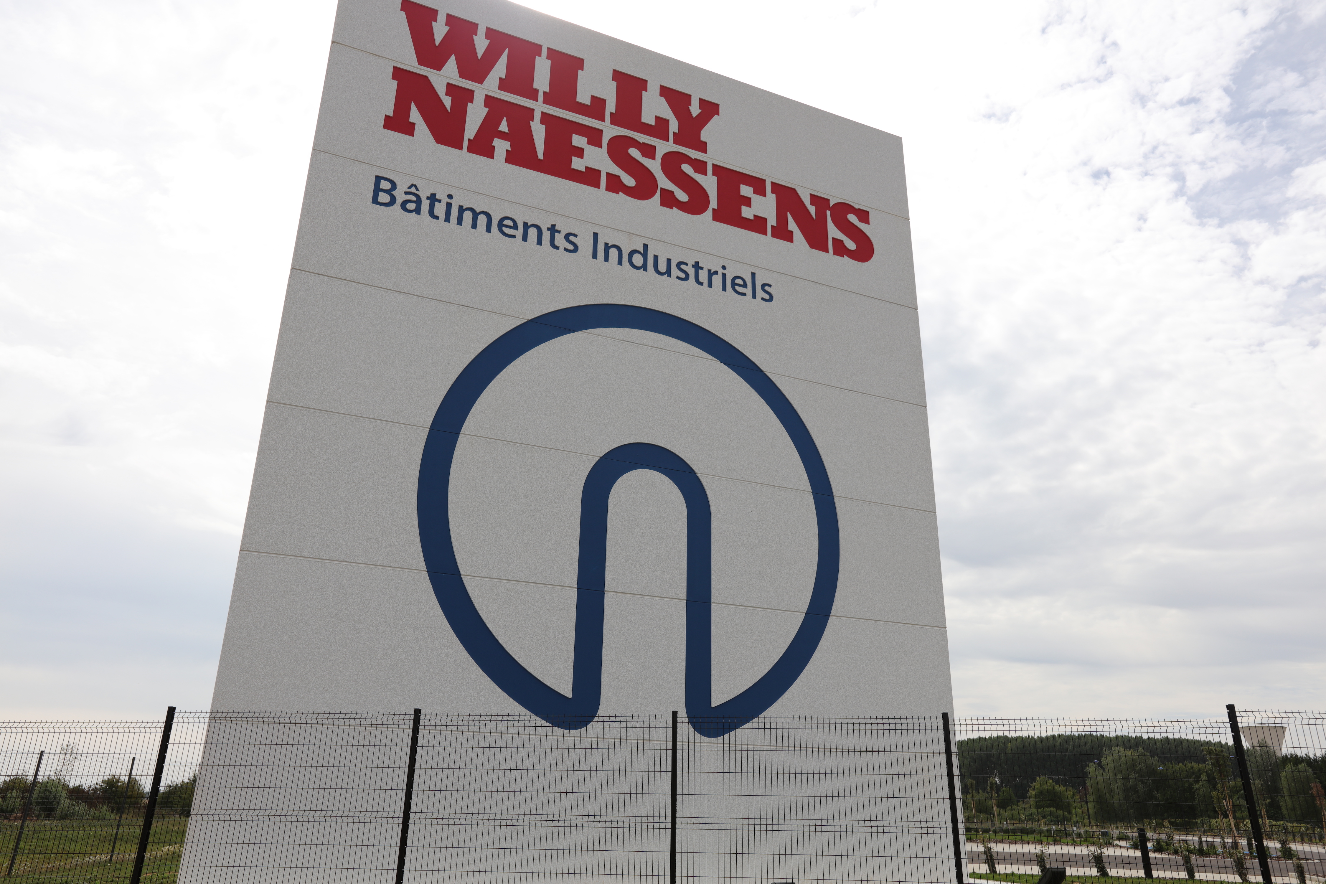 Naessens implante son siège France à Bapaume