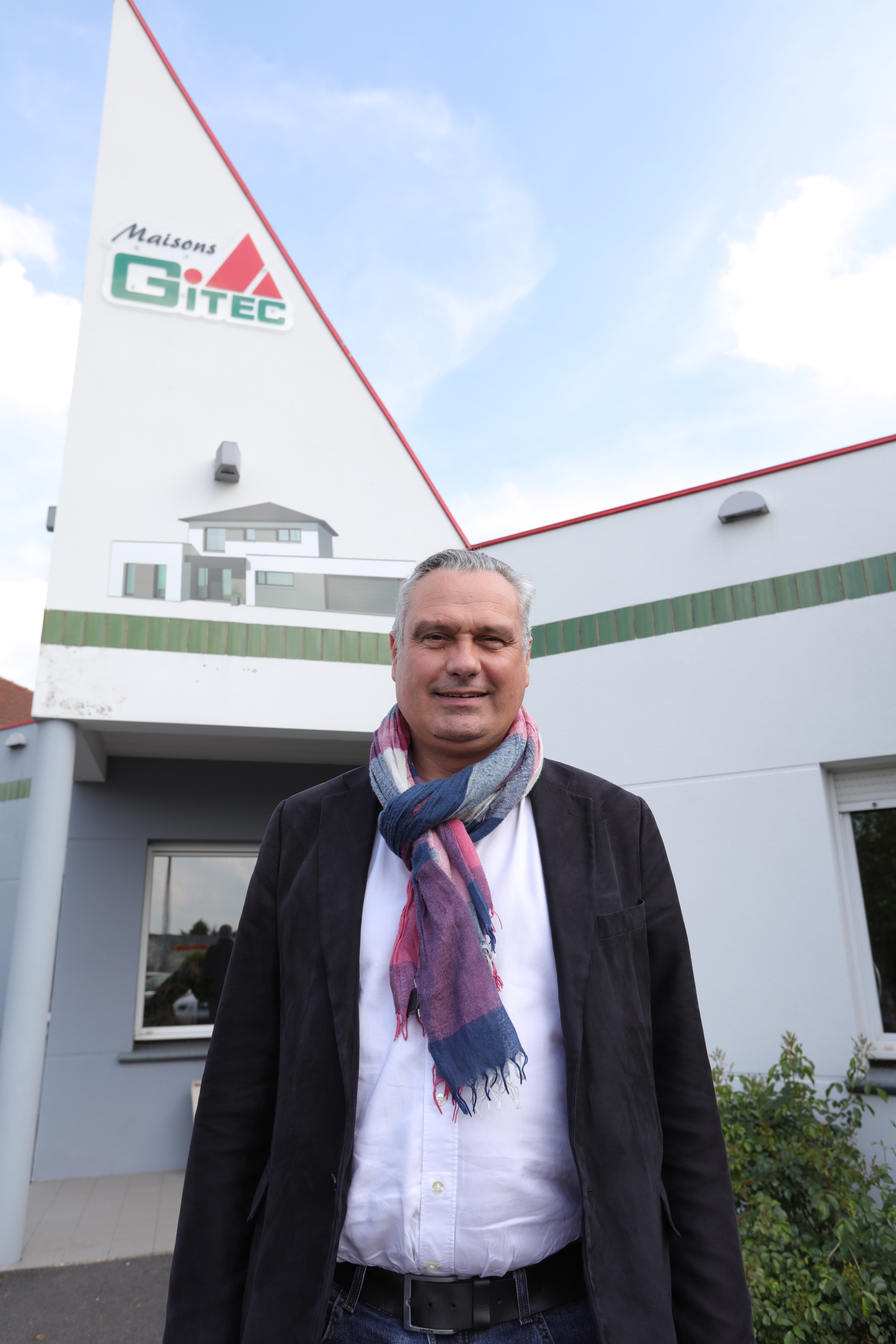 Gitec construit la première maison à énergie positive