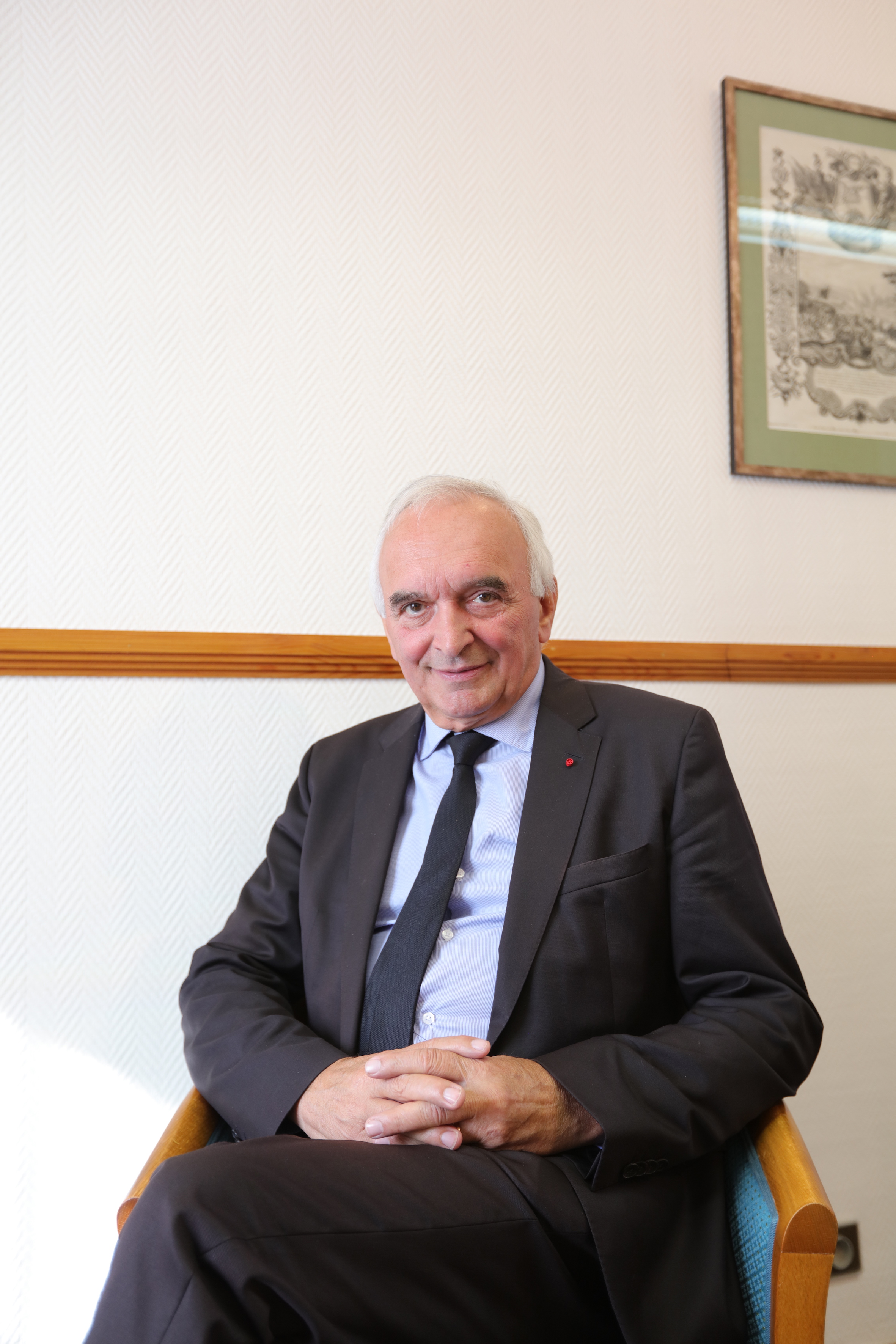 Le maire, un maillon essentiel mais fragile de la vie locale