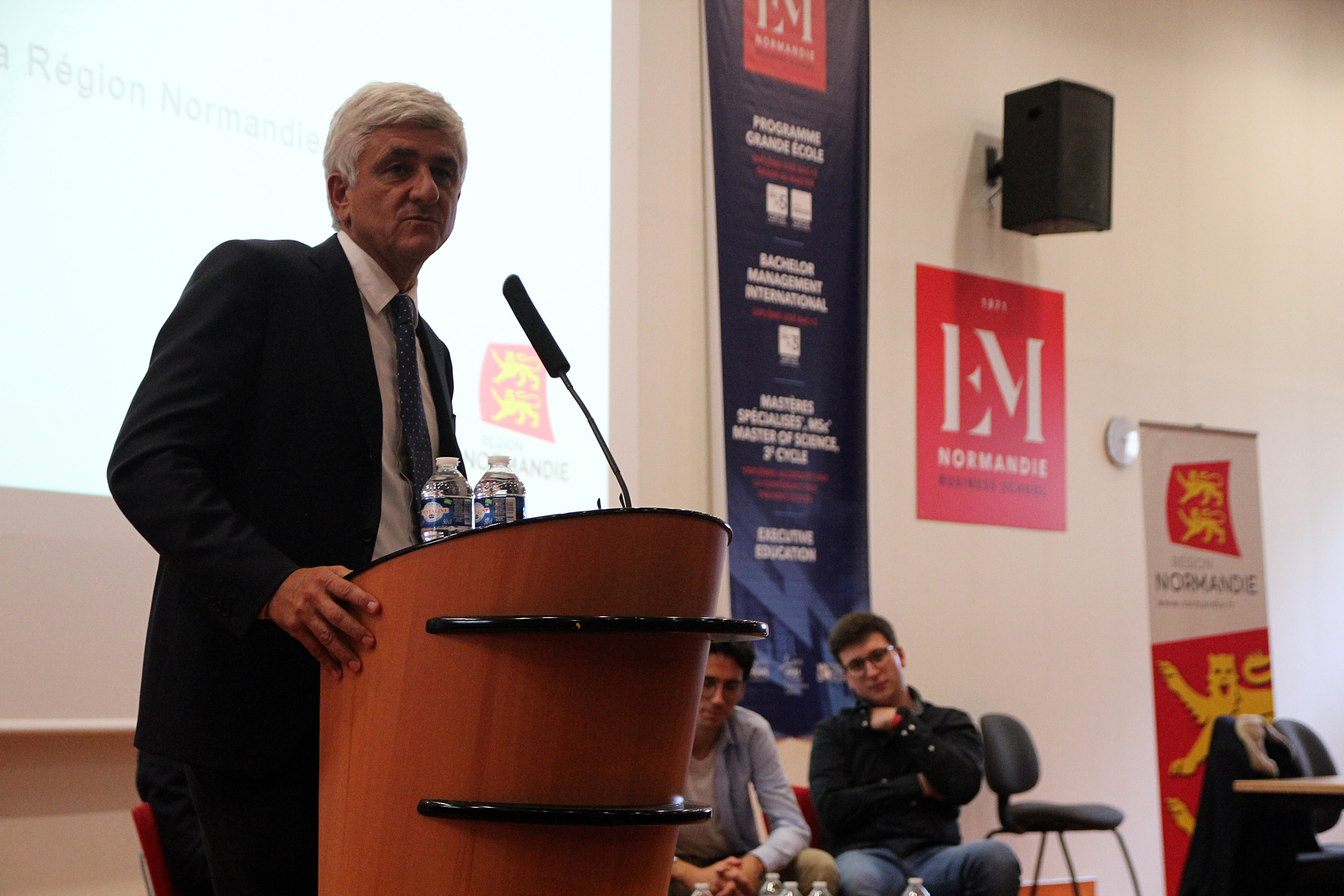 Faire un stage dans sa propre start-up est désormais possible