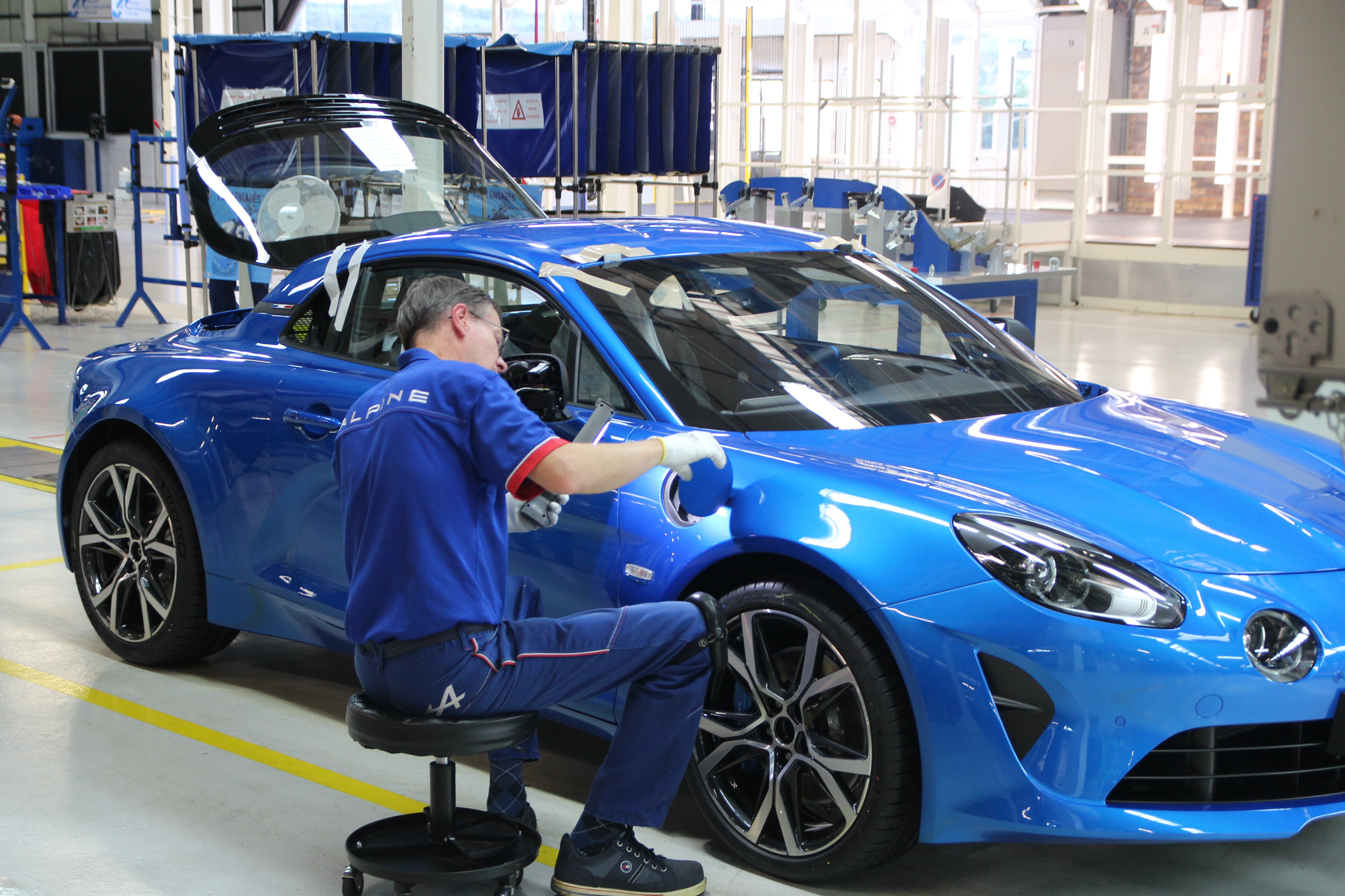 Dieppe : l’Alpine A110 à pleine vitesse