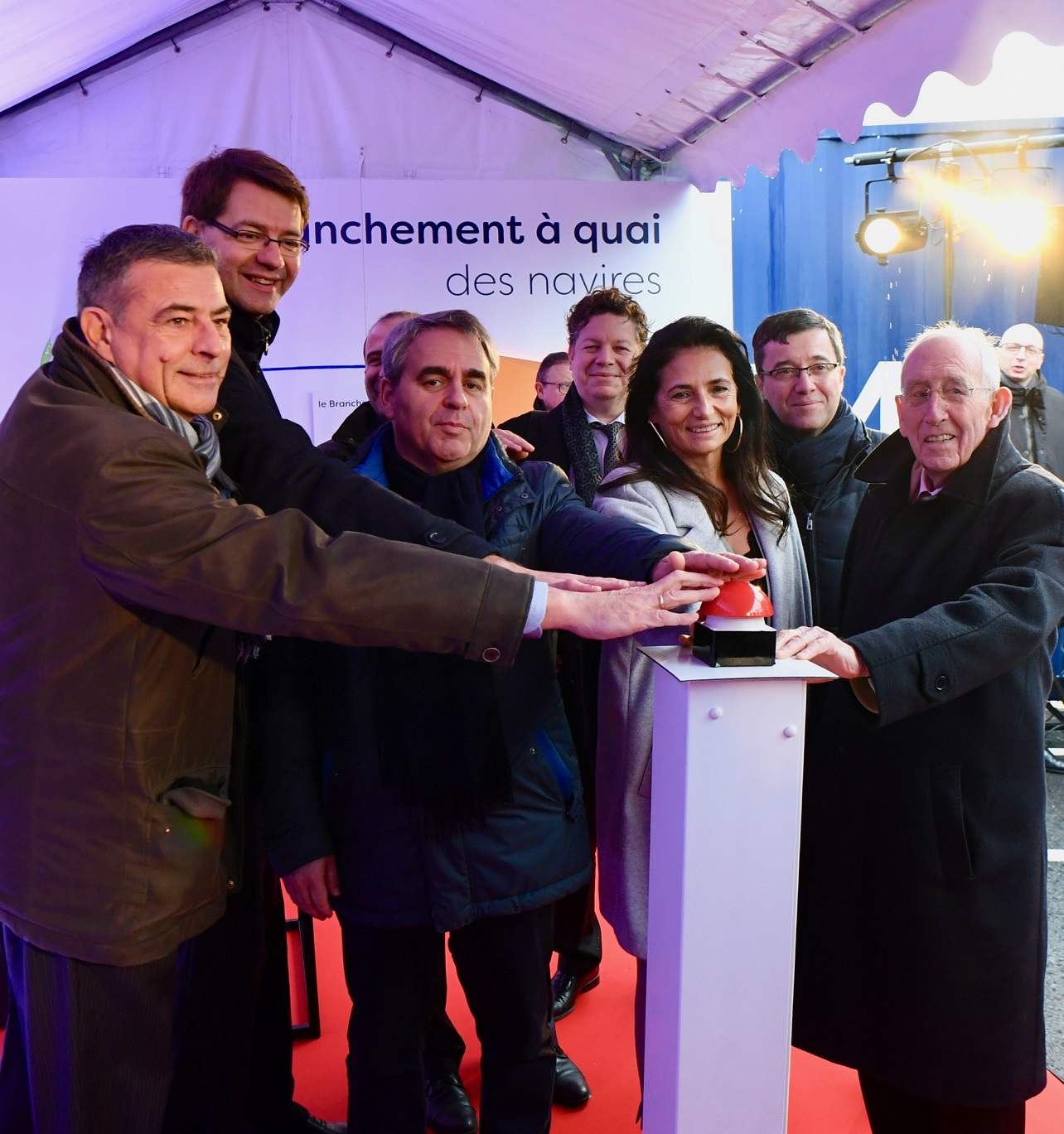 Port de Dunkerque : un dispositif de branchement électrique à quai inauguré