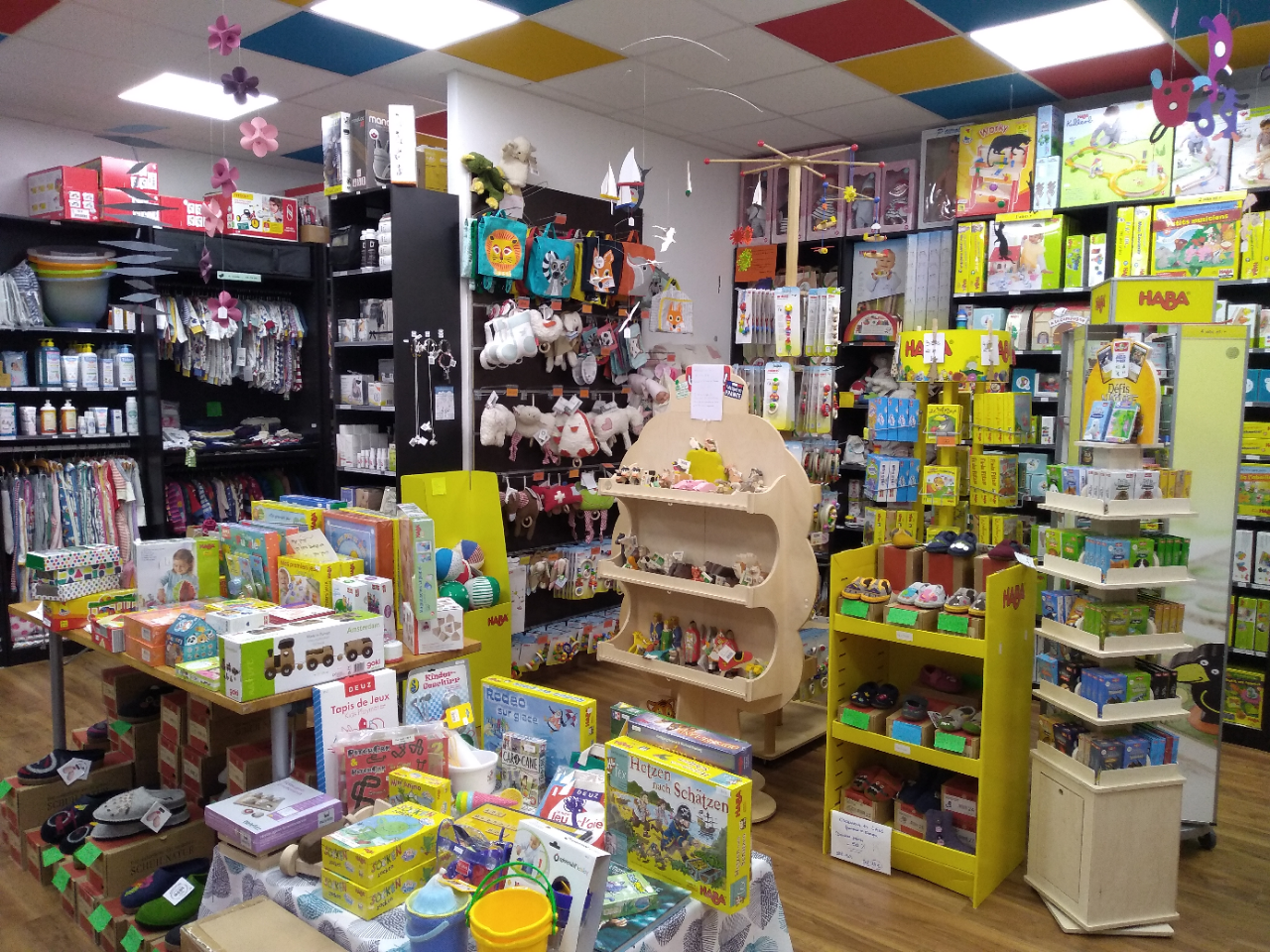 Les Petites Cigognes :  Pour chouchouter vos bébés