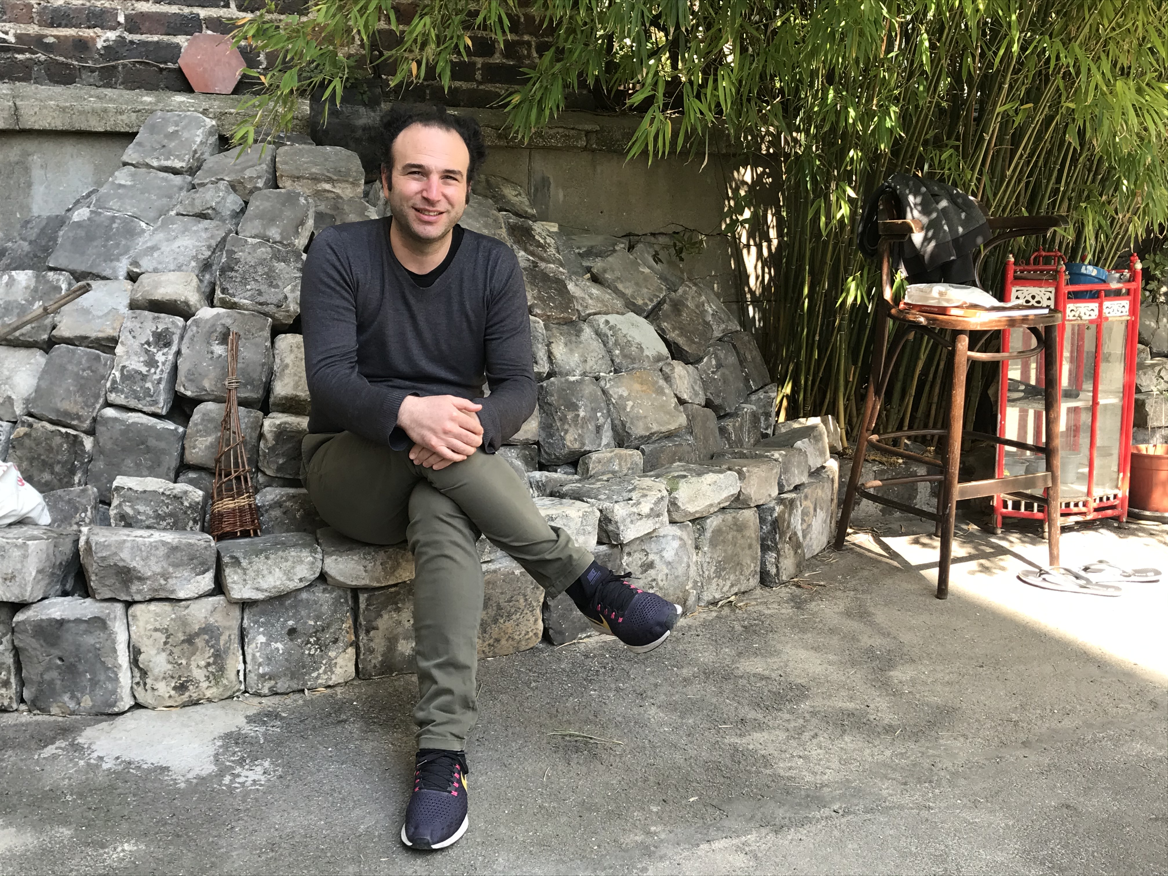 Confinement  : «Comme un accident grave, mais au ralenti»