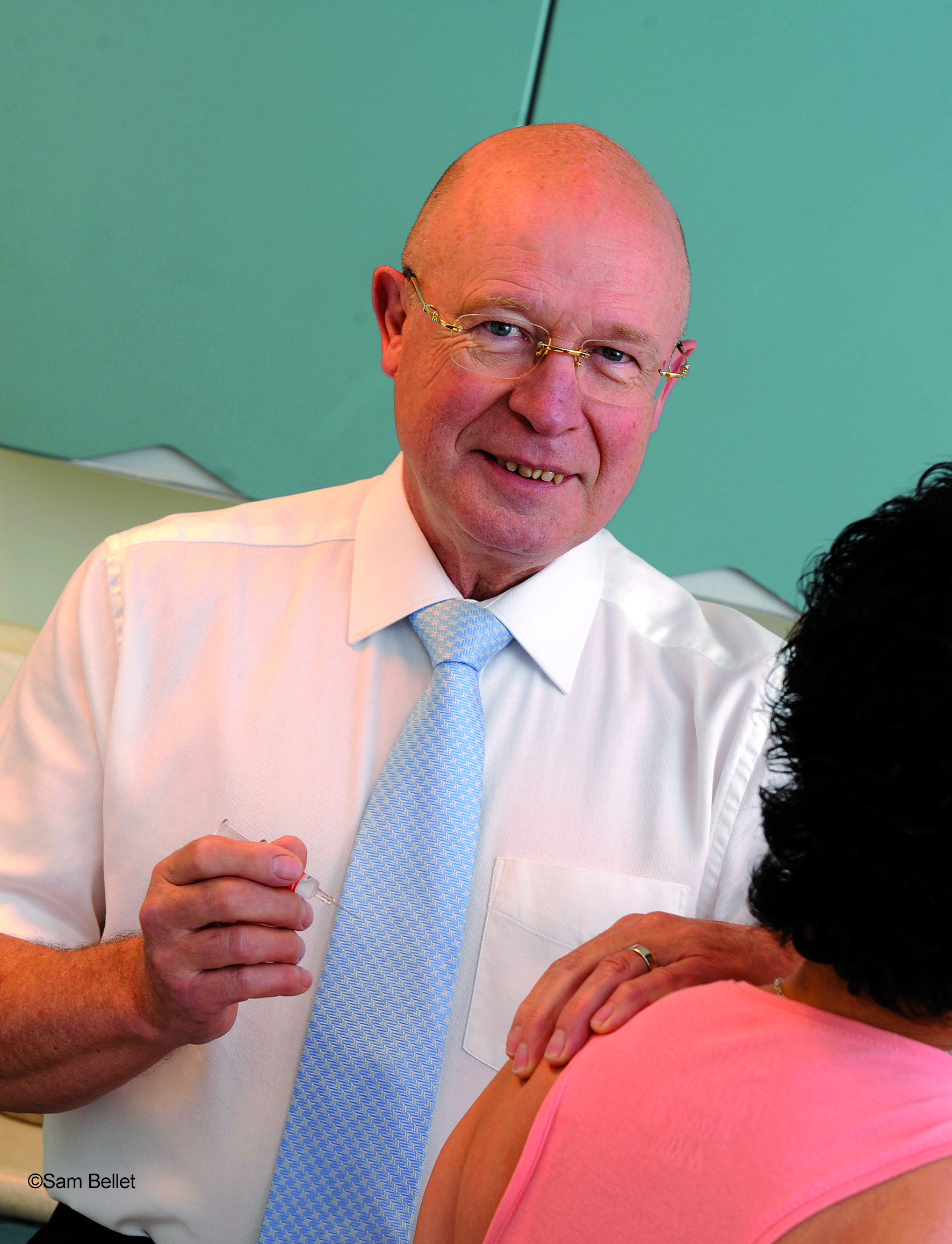 Covid 19 : le Professeur Daniel Camus de l'Institut Pasteur décrypte la situation