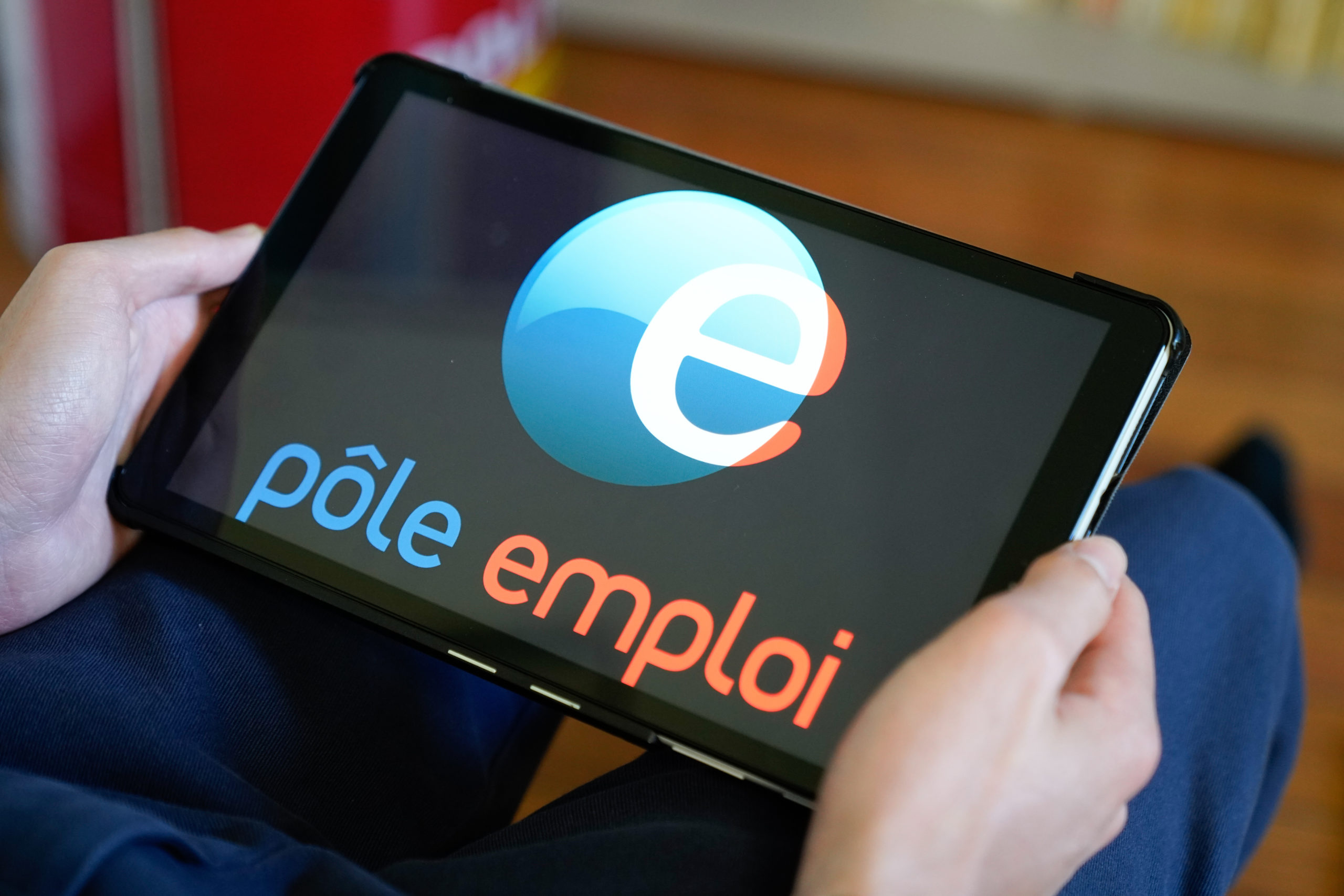 Pôle emploi : une activité adaptée mais qui continue