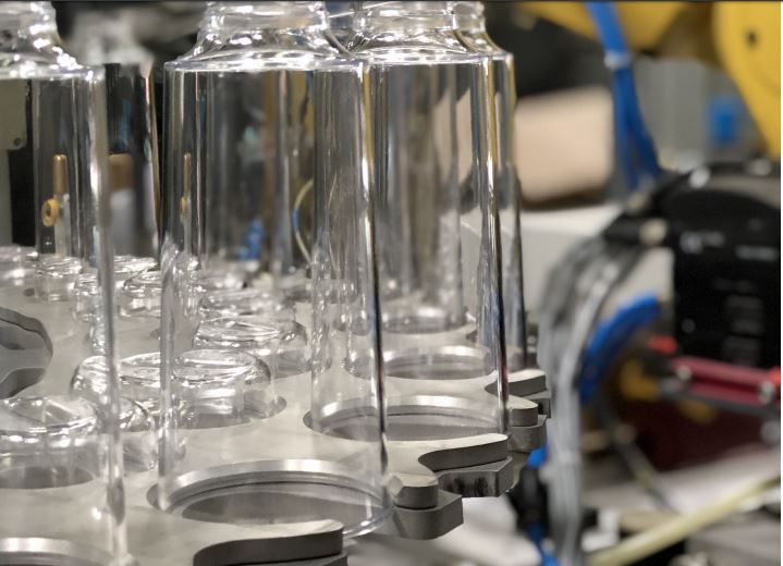 L’entreprise Gobilab passe des gourdes aux visières de protection