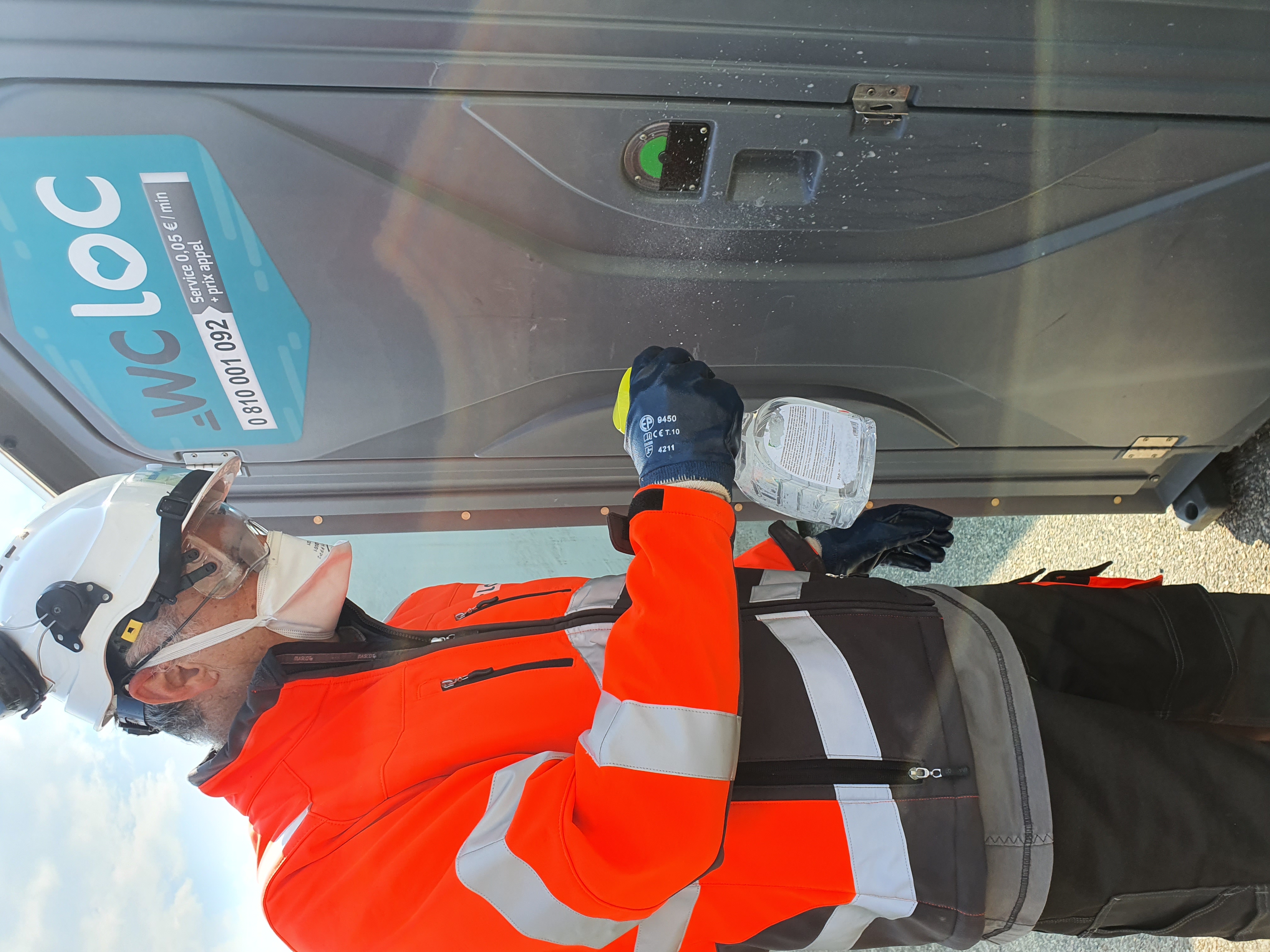 WC Loc favorise les collaborateurs locaux pour faire face à la crise sanitaire