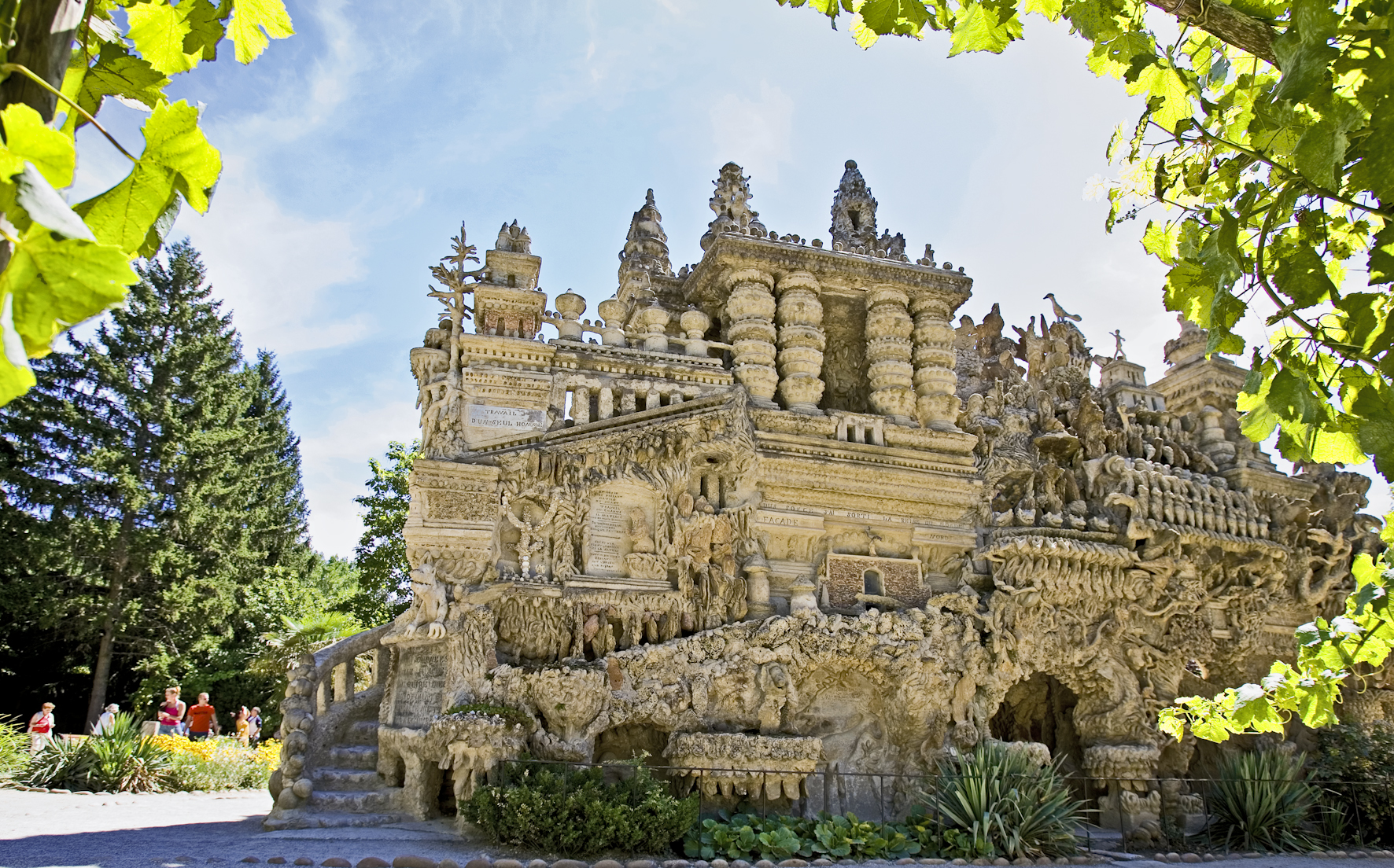 Le Palais idéal du facteur Cheval