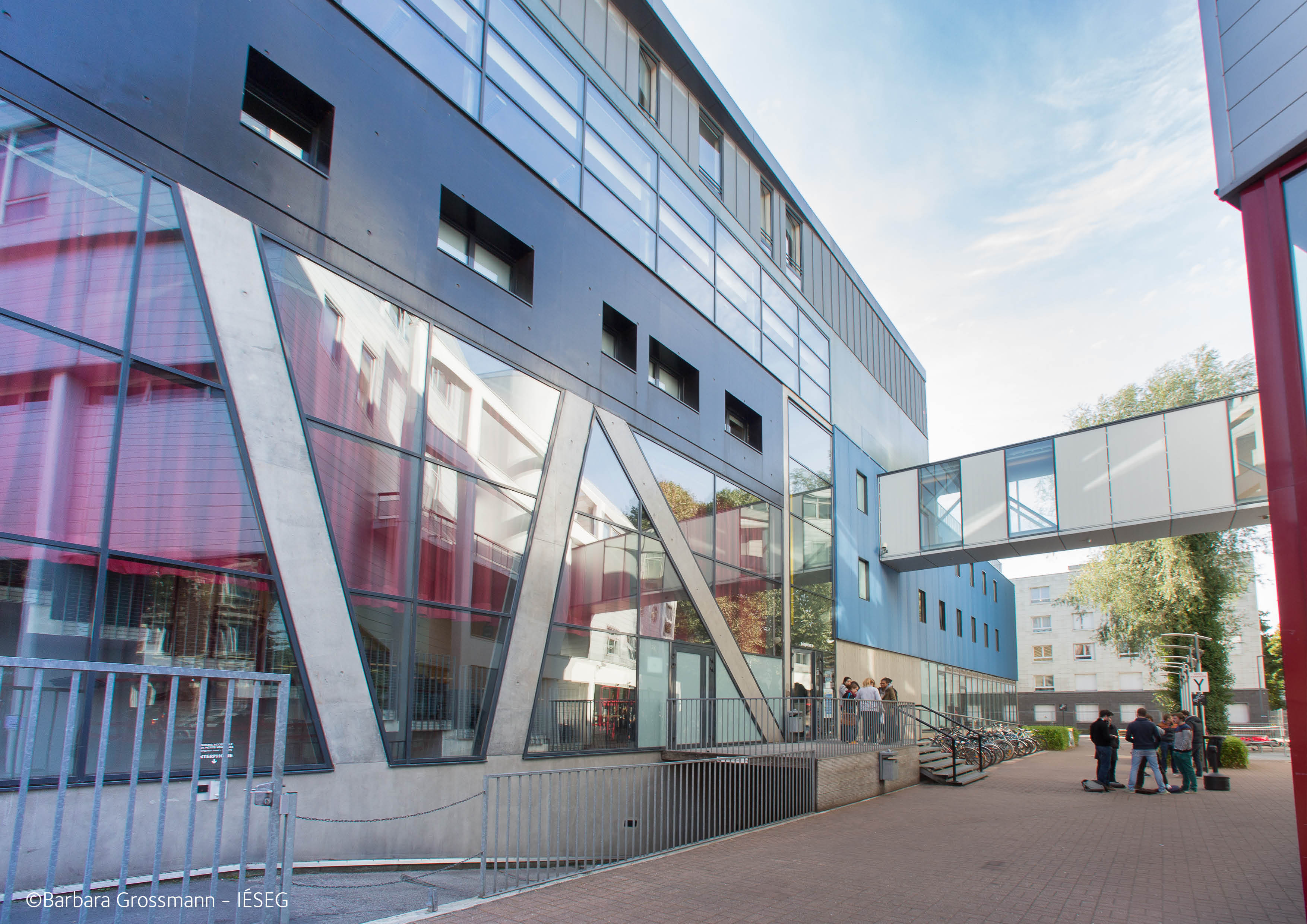 Une rentrée hybride à l'IESEG School of Management