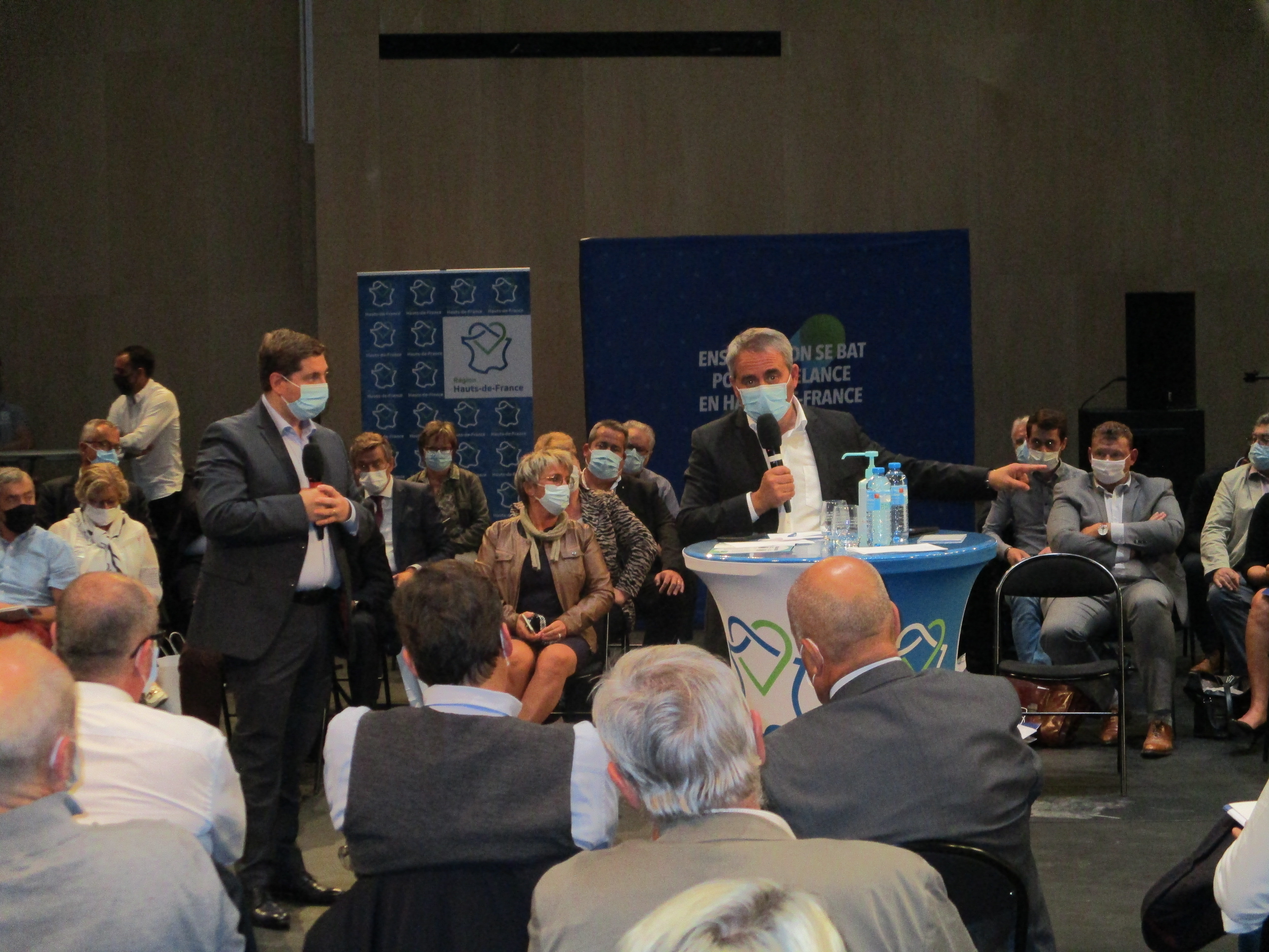 Xavier Bertrand sollicite les élus axonais