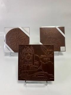 MOSL met les cadeaux au pied du sapin