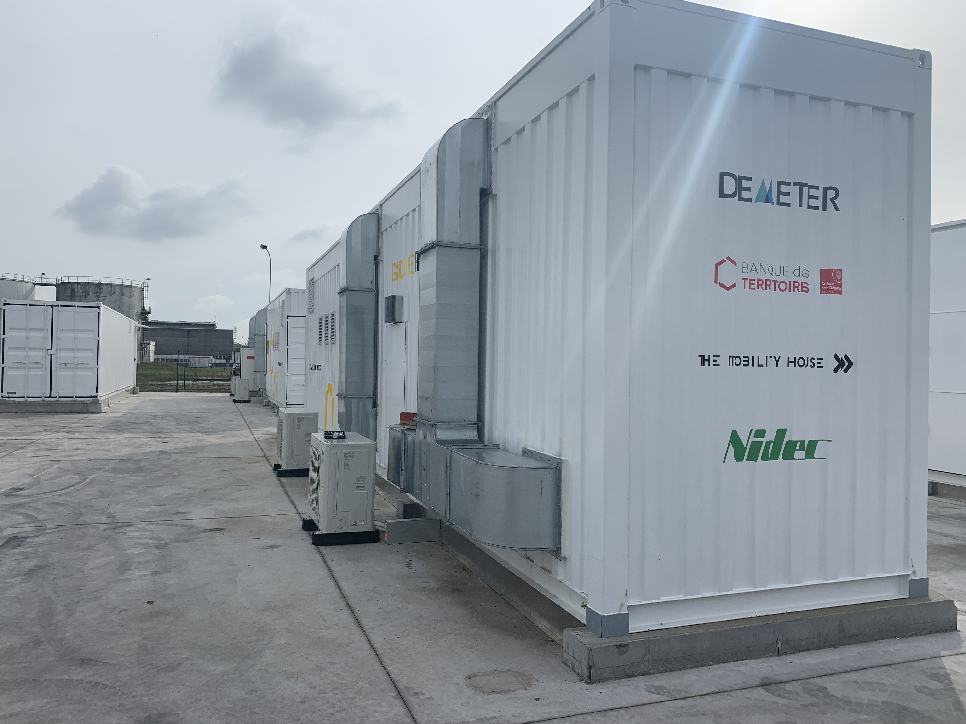 Double jus dans les batteries de Renault