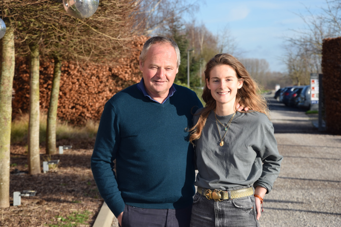Gaëtan Galliaerde, fondateur du Carré du Hélin, et sa fille Marine qui s’occupe de la communication digitale.