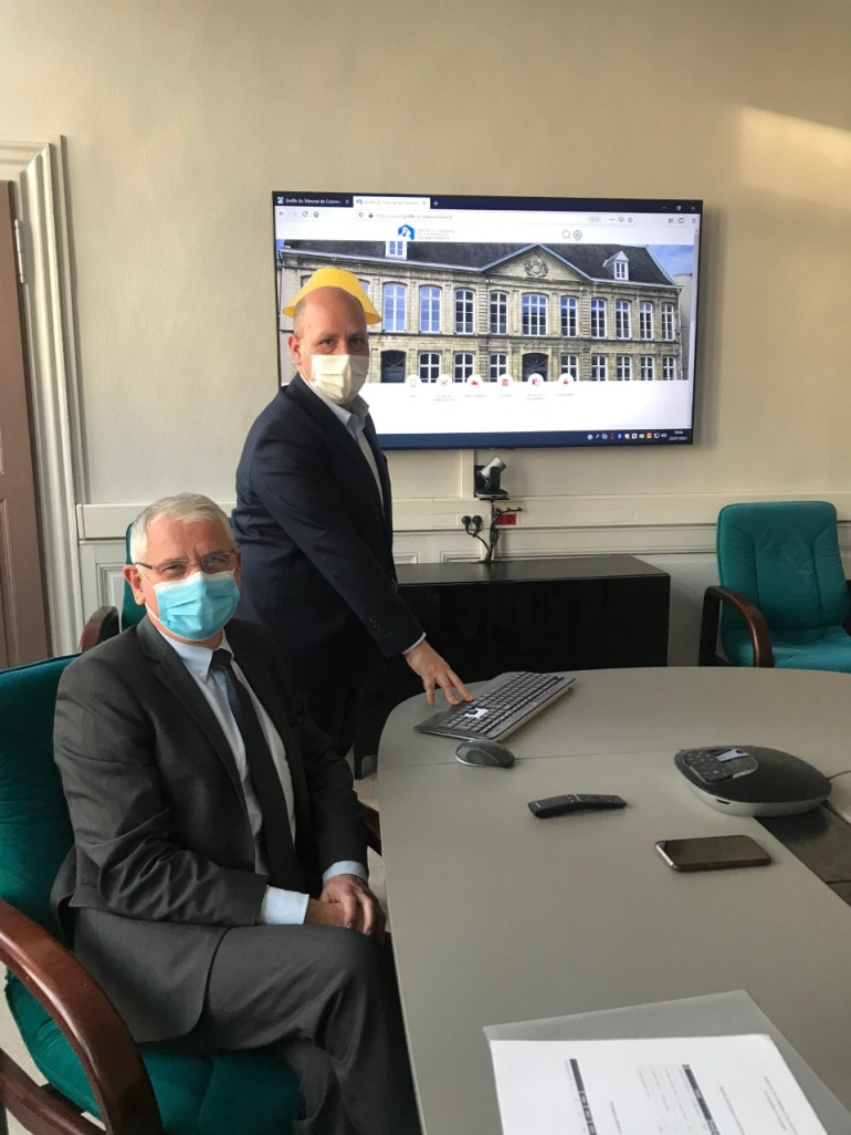 Jean-Louis Equipart (à gauche) et Arnauld Renard se sont démenés pour ne pas avoir de retard dans le traitement des dossiers l'an dernier.