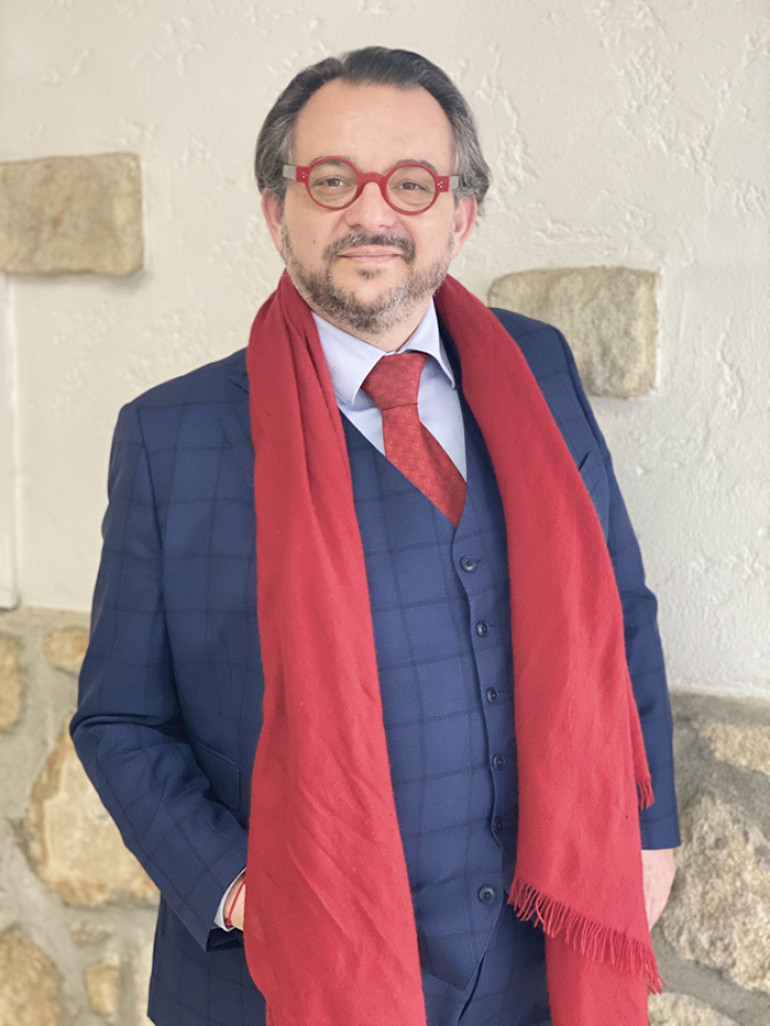 Fabrice Sommier ouvre sa Wine School à Mâcon pour transmettre ses connaissances de la sommellerie. (@Fabrice Sommier)