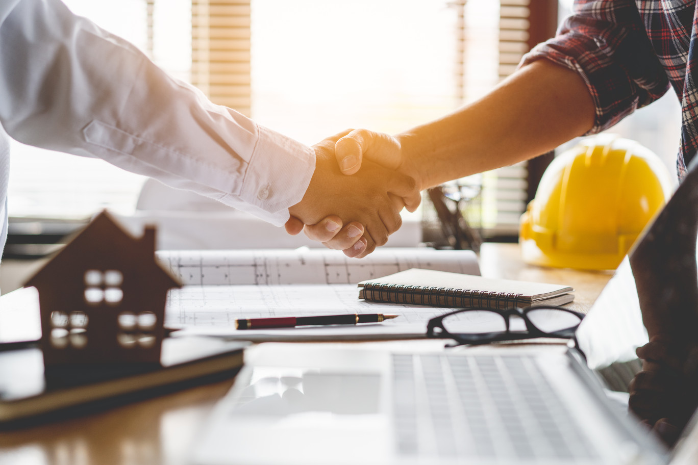 Le nombre de projets de recrutement augmente fortement dans le secteur de la construction, avec 2 520 projets supplémentaires. (Photo d'illustration Adobe Stock)