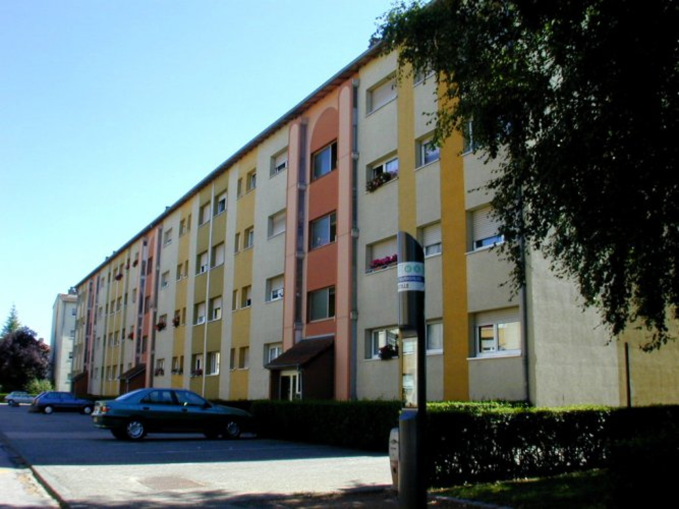 La réhabilitation de l'enveloppe extérieure de 96 logements du groupe Bastielle II à Sarreguemines.(c) Sarreguemines Confluences Habitat