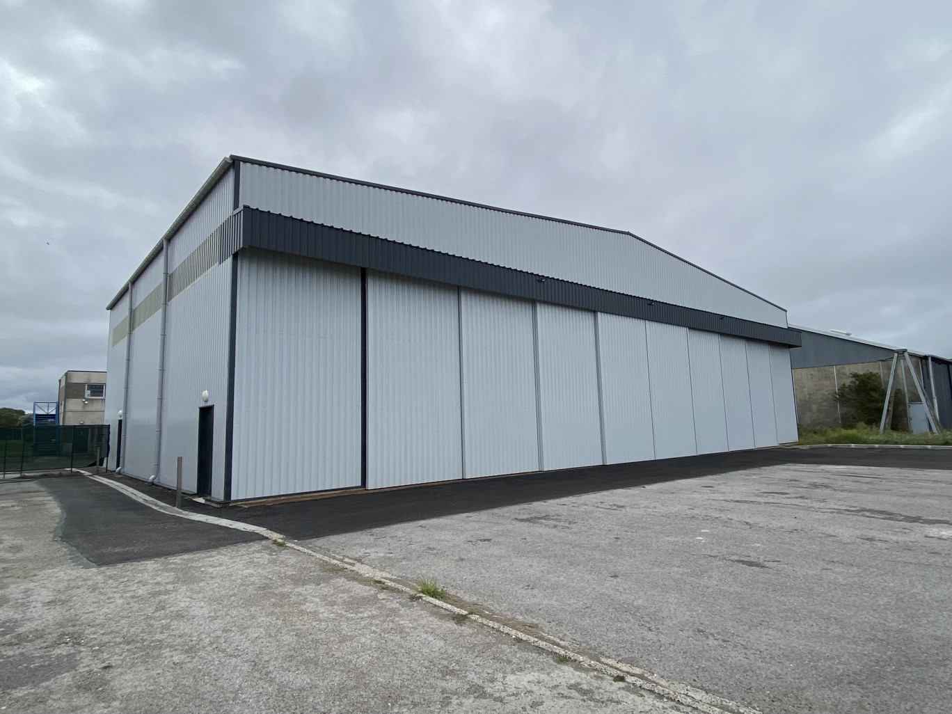 L'investissement est conséquent : 600 000€ pour un hangar de 700 m2. (© Aletheia Press / O.Prud'Homme)