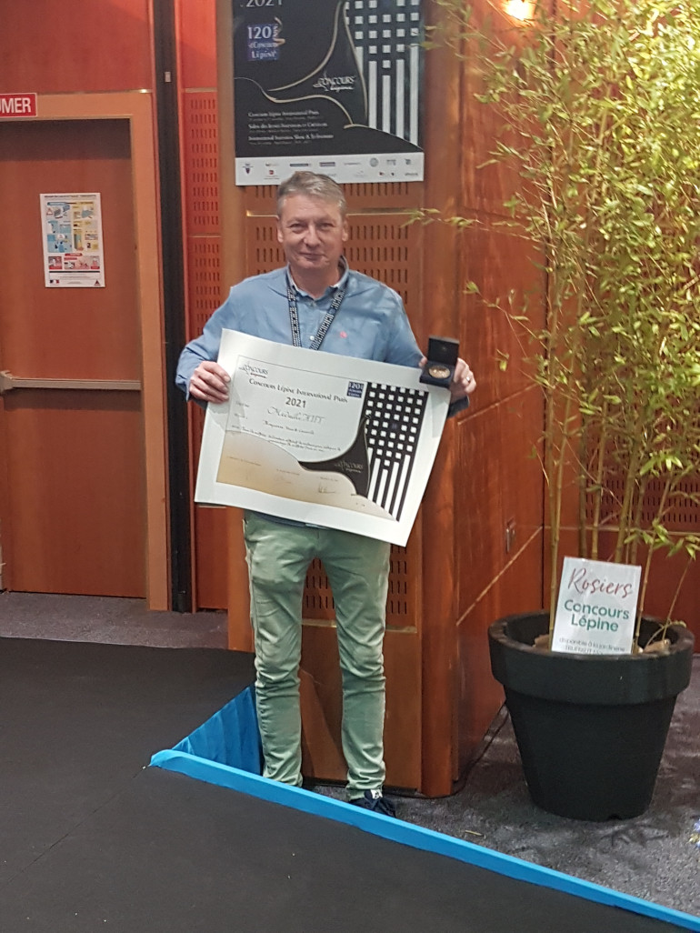 Le concours Lépine qui a discerné la médaille AIFF (association des inventeurs et fabricants français) à Richard Louvenaz en octobre dernier. (© Richard Louvenaz)