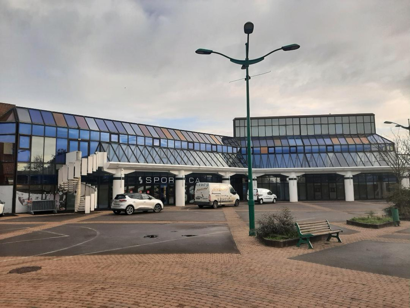 Sportica à Gravelines. L'équipement, présenté comme révolutionnaire en 1986, a vieilli et doit désormais être entièrement réhabilité.