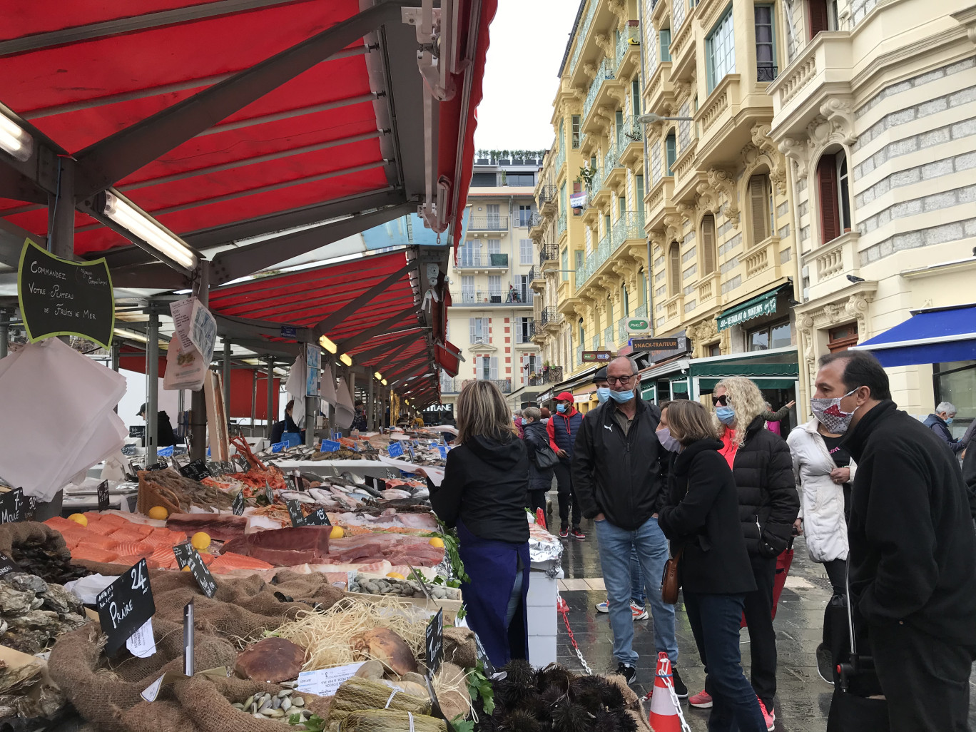 Le marché, un art de vivre à la française. © Olivier Razemon