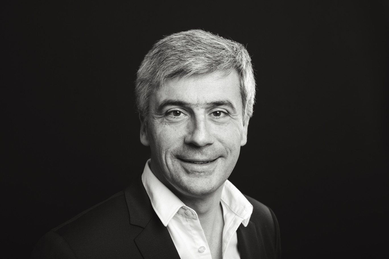 Olivier Dambricourt ambitionne de « recentrer le groupe sur une voie qui correspond fondamentalement à l'ADN industriel » de Moret Industries.