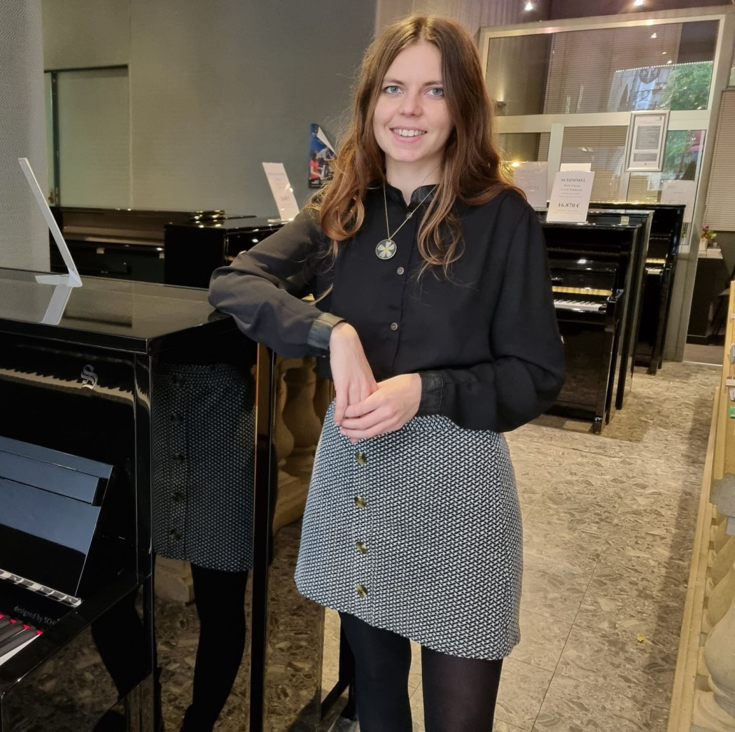 Orianne Colombe, gérante des Pianos Thiell, à Metz.