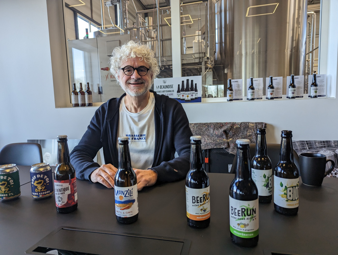 Jean-Claude Balès souhaite réaliser une bière misant sur les produits locaux pour ses matières premières : céréales, houblon et levure. (© Aletheia Press / Nadège Hubert)