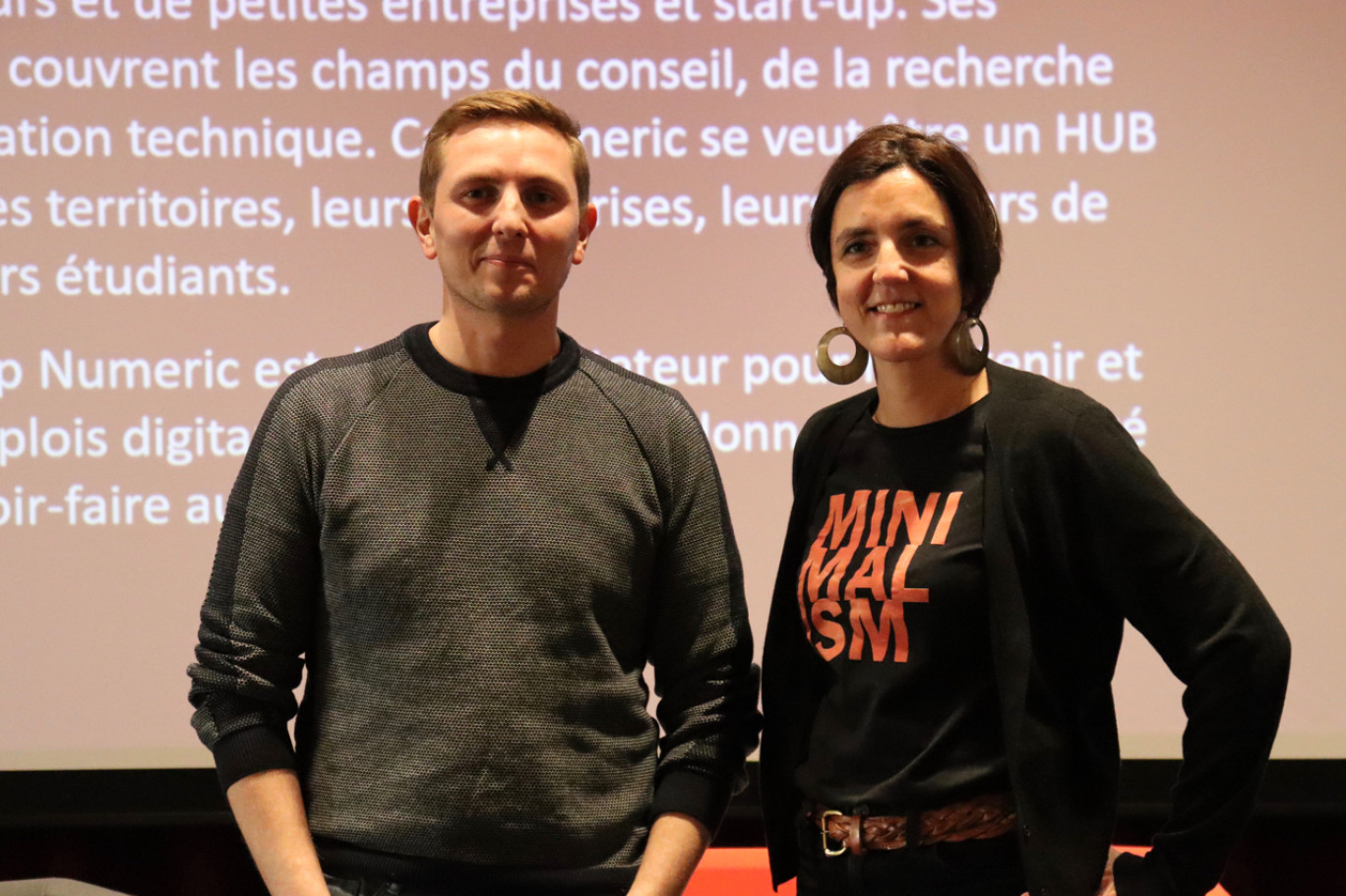 Maxime Butel accompagné de la fondatrice du podcast "Présentes !", Cécile Admont, avant l’évènement Women in Tech, le 2 mars à Saint-Martin-les-Boulogne. © Aletheia Press/E.Chombart