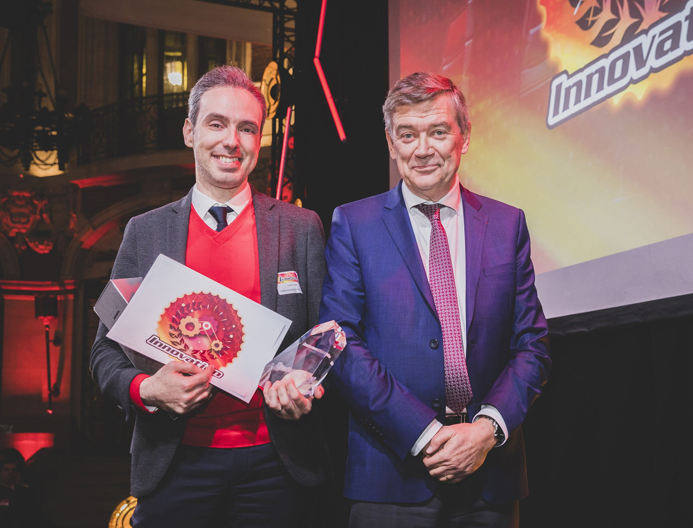Cosimo Prete et Philippe Hourdain, président de la CCI, lors de la remise du Trophée Lezdex. © CST