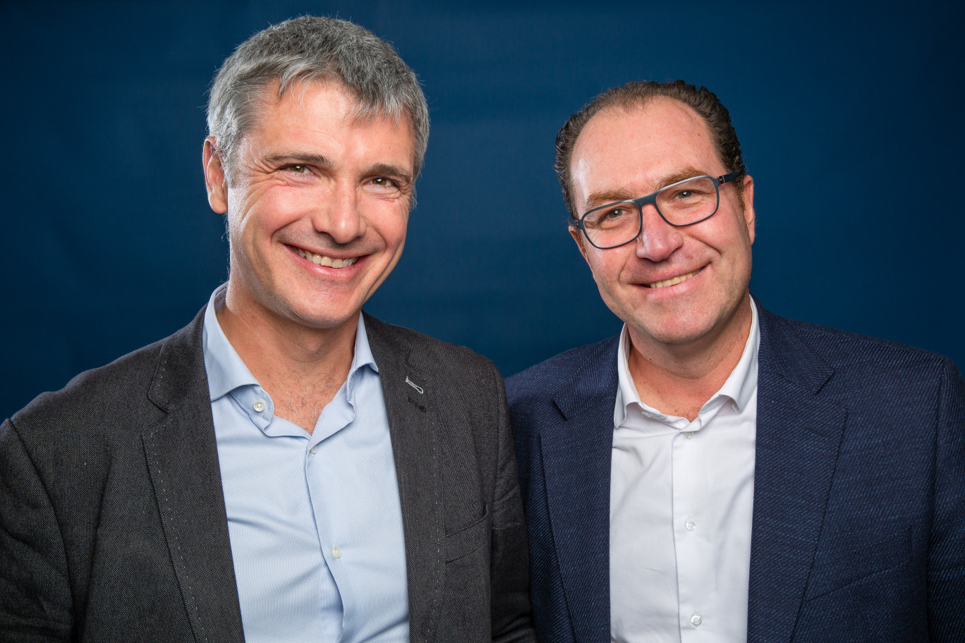 La PME est née d'une rencontre improbable à Chicago entre Olivier Tocino, issu de l'industrie métallurgique et Olivier Vanhaecke, issu lui du secteur du mobilier. © Akante
