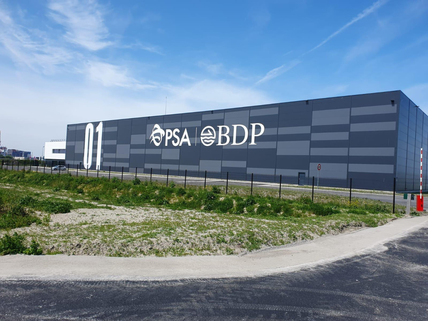 Les entrepôts logistiques de PSA BDP ont été inaugurés le 1er juin dernier dans la zone DLI du port de Dunkerque.