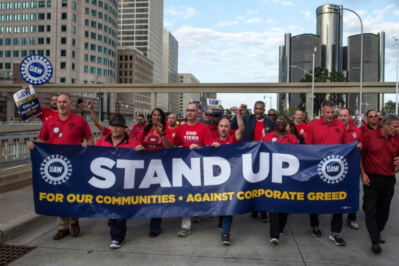 Des membres du syndicat UAW manifestent à Detroit, le 15 septembre 2023 dans le Michigan © Matthew Hatcher