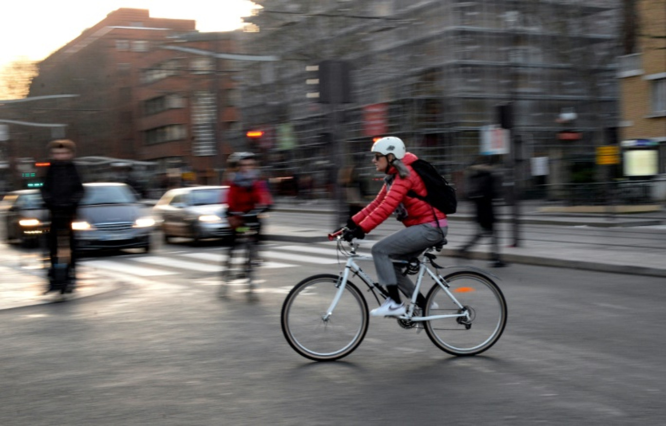 Pour aller travailler, pendant les vacances, avec ou sans assistance électrique : le vélo est en pleine ascension en France © Aurore MESENGE