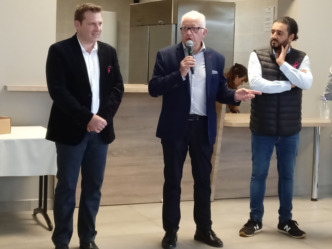 Jean-Michel Bertonnet (au centre) et Hakim Erritouni (à dr.), ont à cœur de répondre aux besoins exprimés par les responsables RH ou dirigeants d’entreprises.