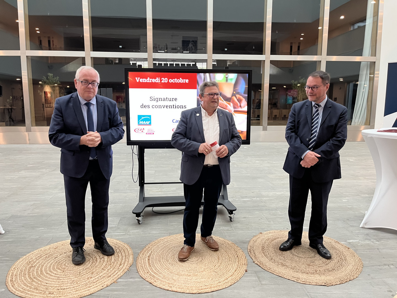 Christophe Madika, directeur général de la Carsat Hauts-de-France, Philippe Guilbert, président Nord de la CMA Hauts-de-France et Emmanuel Vanlerbergue, directeur régional pour la région Nord MAAF Assurances.