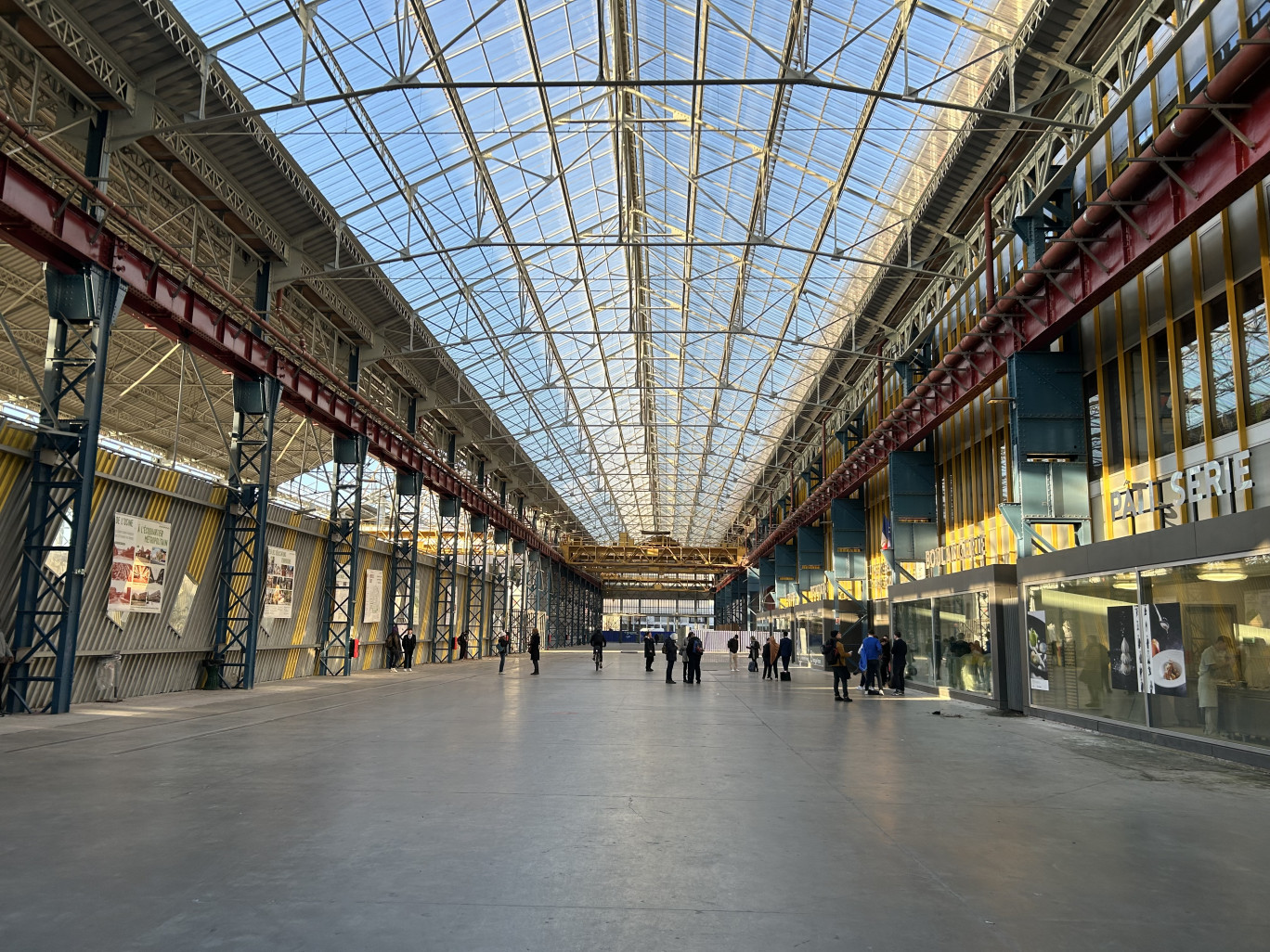 La halle principale de Fives Cail et son «Passage de l'Internationale».