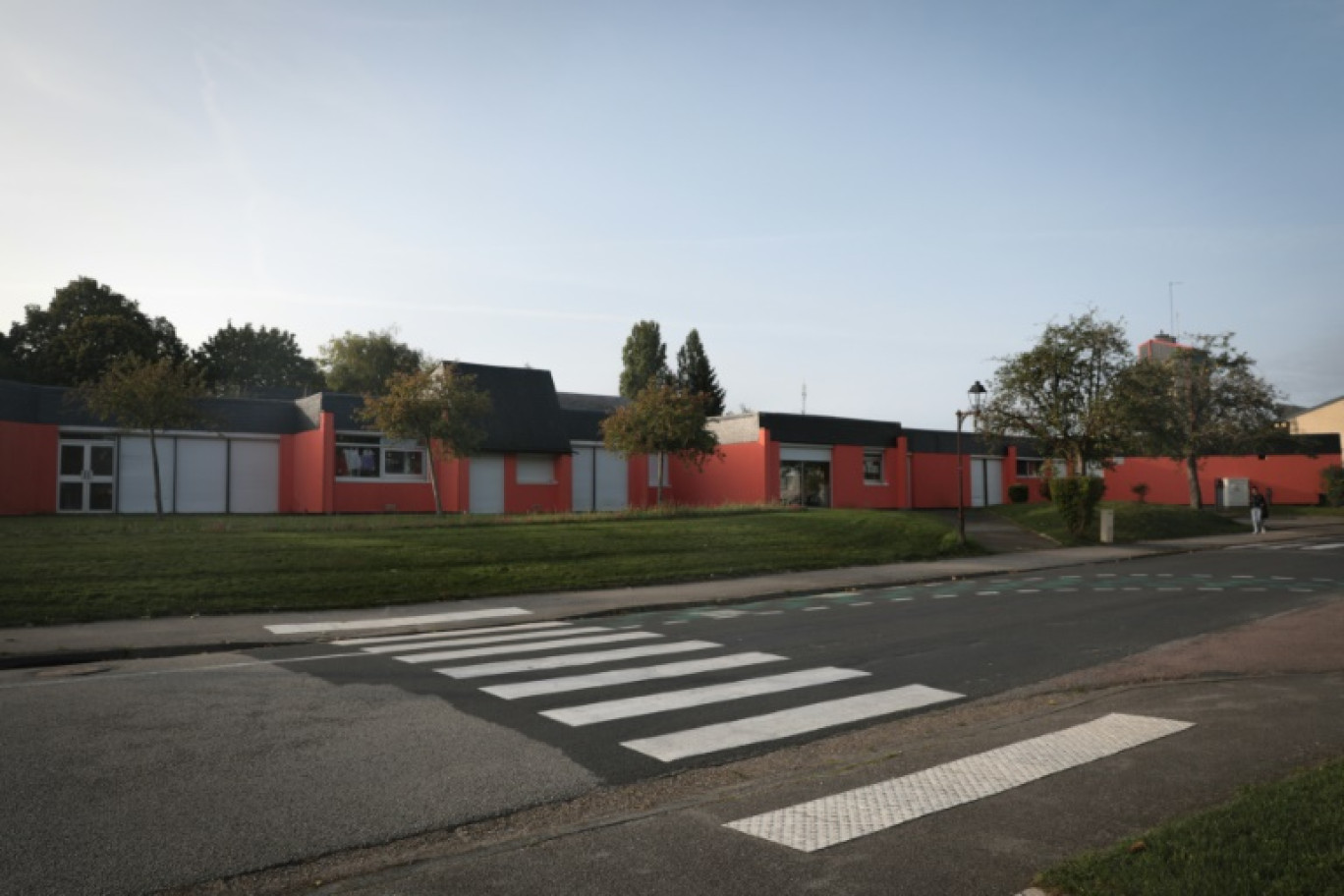 L'école "Les Chênes du Loup", à Conches-en-Ouche, dans l'Eure, le 30 septembre 2023 © LOU BENOIST