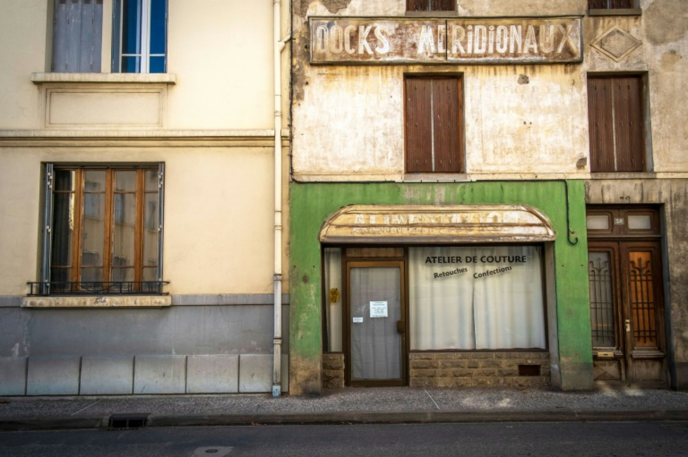 Le nombre de logements vacants a atteint 3,1 millions en France en 2023, en hausse de 60% depuis 1990, et leur part est plus importante dans les espaces en déprise démographique © ERIC CABANIS