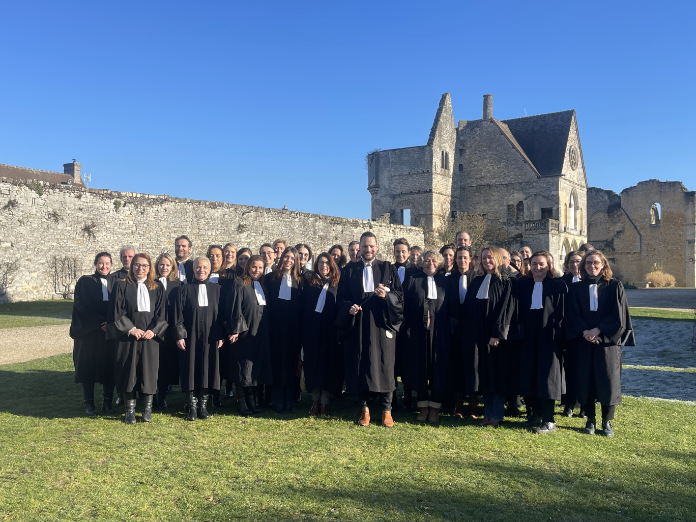 Maxime Gallier, accompagné des membre du barreau de Senlis. (c)Barreau de Senlis
