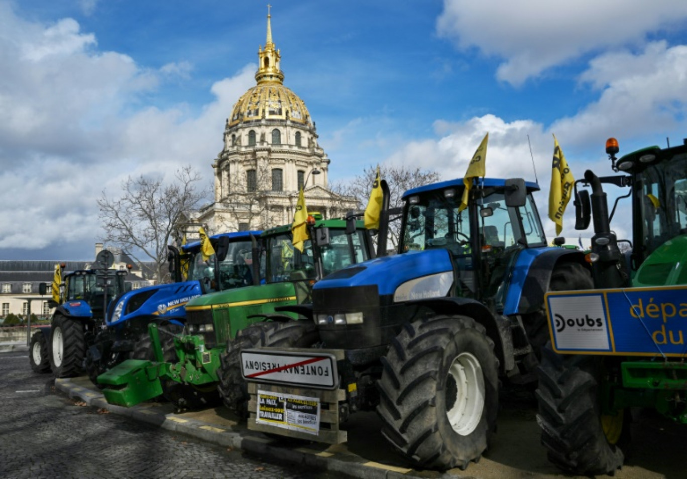 Manifestation d'agriculteurs de la Coordination rurale place Vauban, à Paris, le 23 février 2024 © Miguel MEDINA