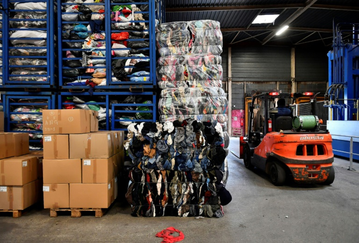 Haro sur la mode éphémère: les députés ont lancé jeudi l'examen de mesures visant à freiner la "fast fashion", avec un "malus" environnemental © GEORGES GOBET