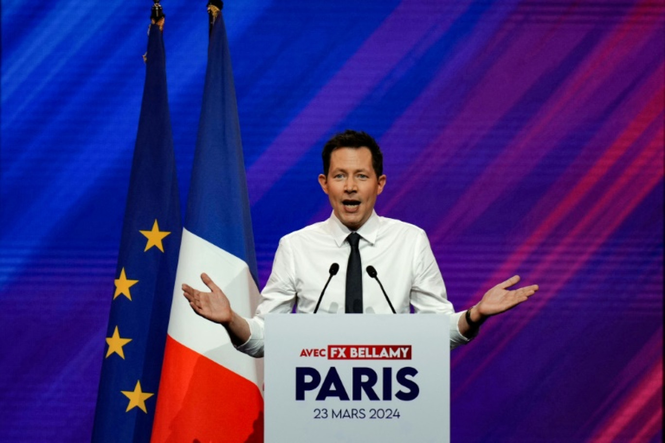 Le député au Parlement européen et tête de liste des Républicains François-Xavier Bellamy lors d'un meeting à Aubervilliers, en Seine-Saint-Denis, le 23 mars 2024 © Dimitar DILKOFF