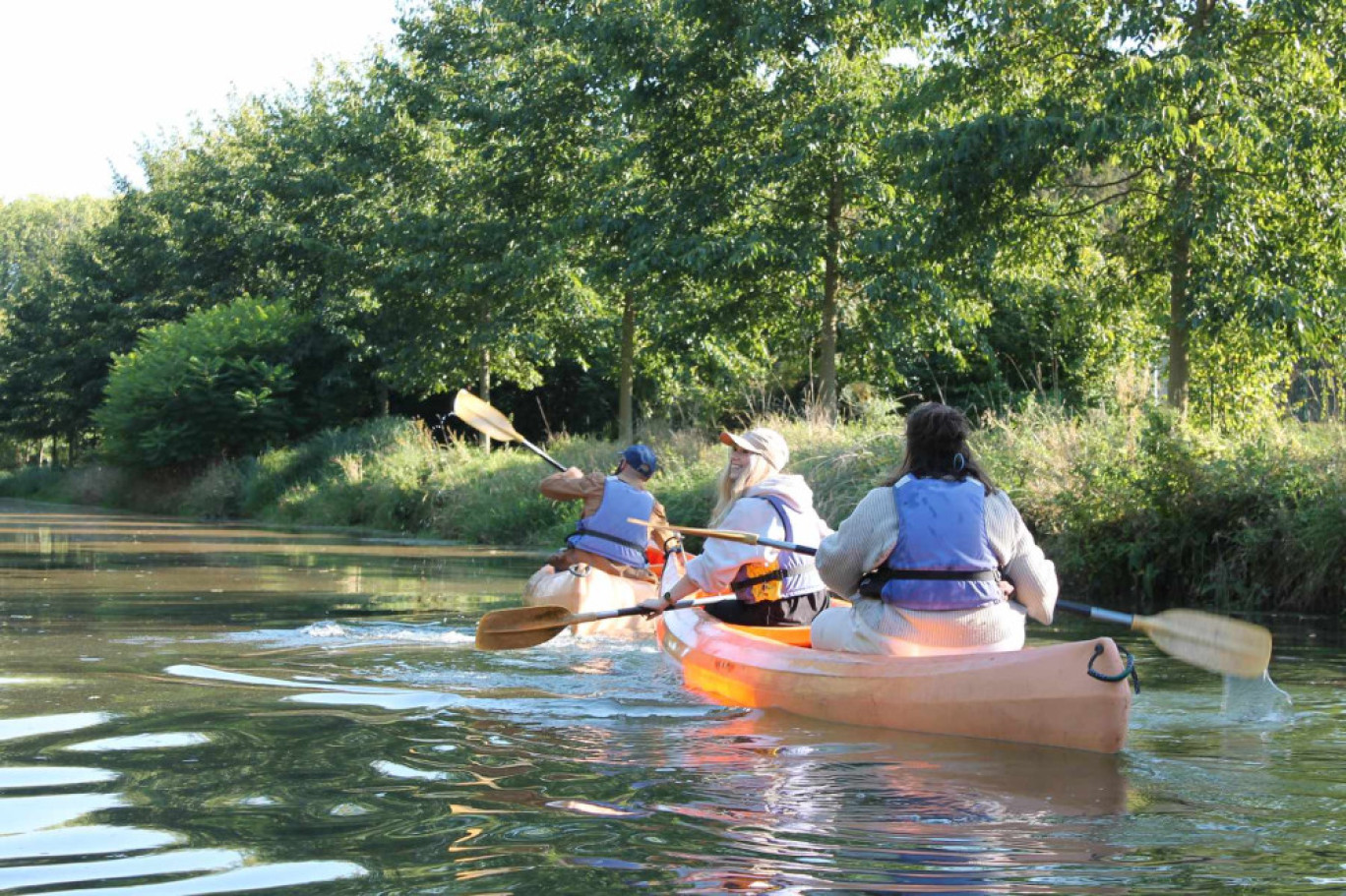 L'une des photos issues de la campagne de communication vante les balades en canoë qui sont possibles sur le canal de l'Ourcq. (c) OT Pays de Valois